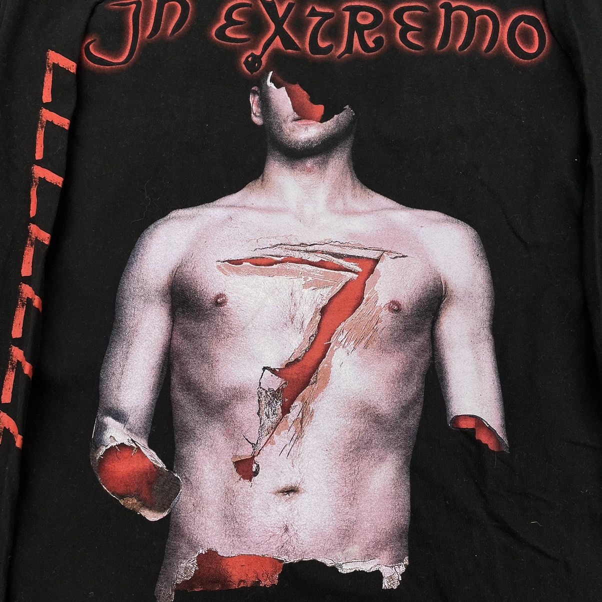 Vintage Vintage Y2K Graphic Tee Body Horror Goth Streetwear Slim L Size US L / EU 52-54 / 3 - 4 Thumbnail
