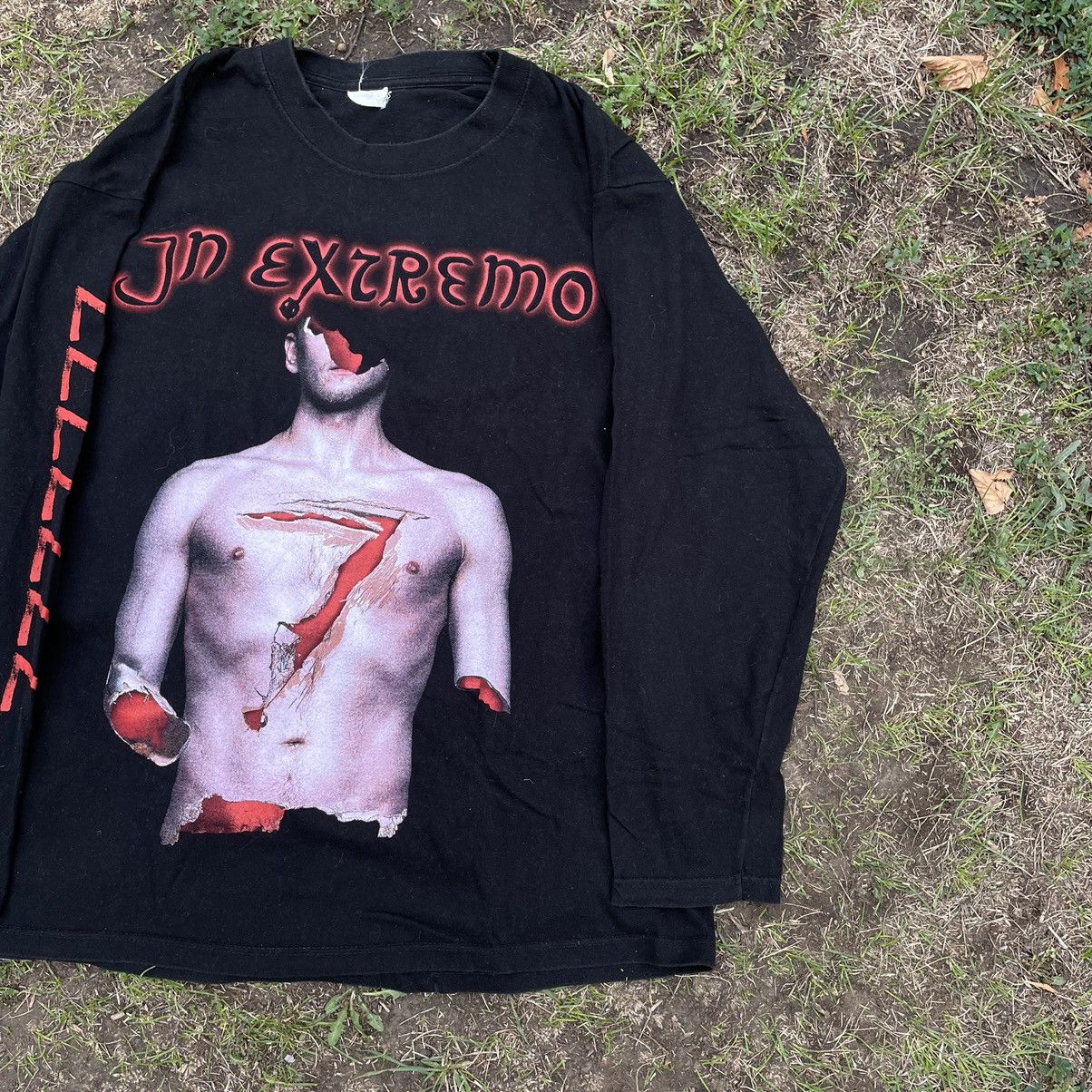 Vintage Vintage Y2K Graphic Tee Body Horror Goth Streetwear Slim L Size US L / EU 52-54 / 3 - 3 Thumbnail