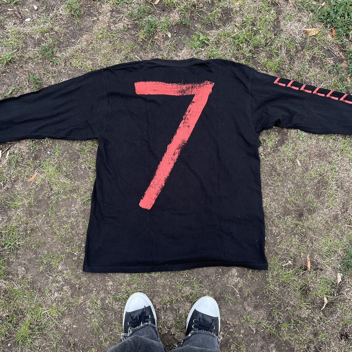 Vintage Vintage Y2K Graphic Tee Body Horror Goth Streetwear Slim L Size US L / EU 52-54 / 3 - 5 Thumbnail