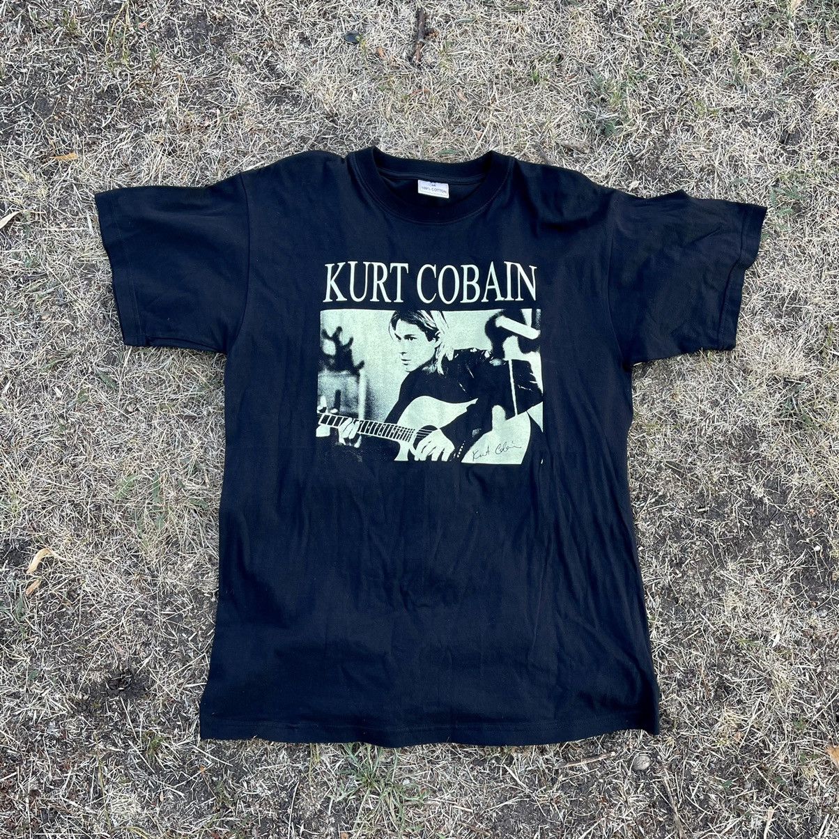 Vintage Vintage 90s Kurt Cobain Nirvana Band Tee Faded Black Grail M Size US M / EU 48-50 / 2 - 1 Thumbnail
