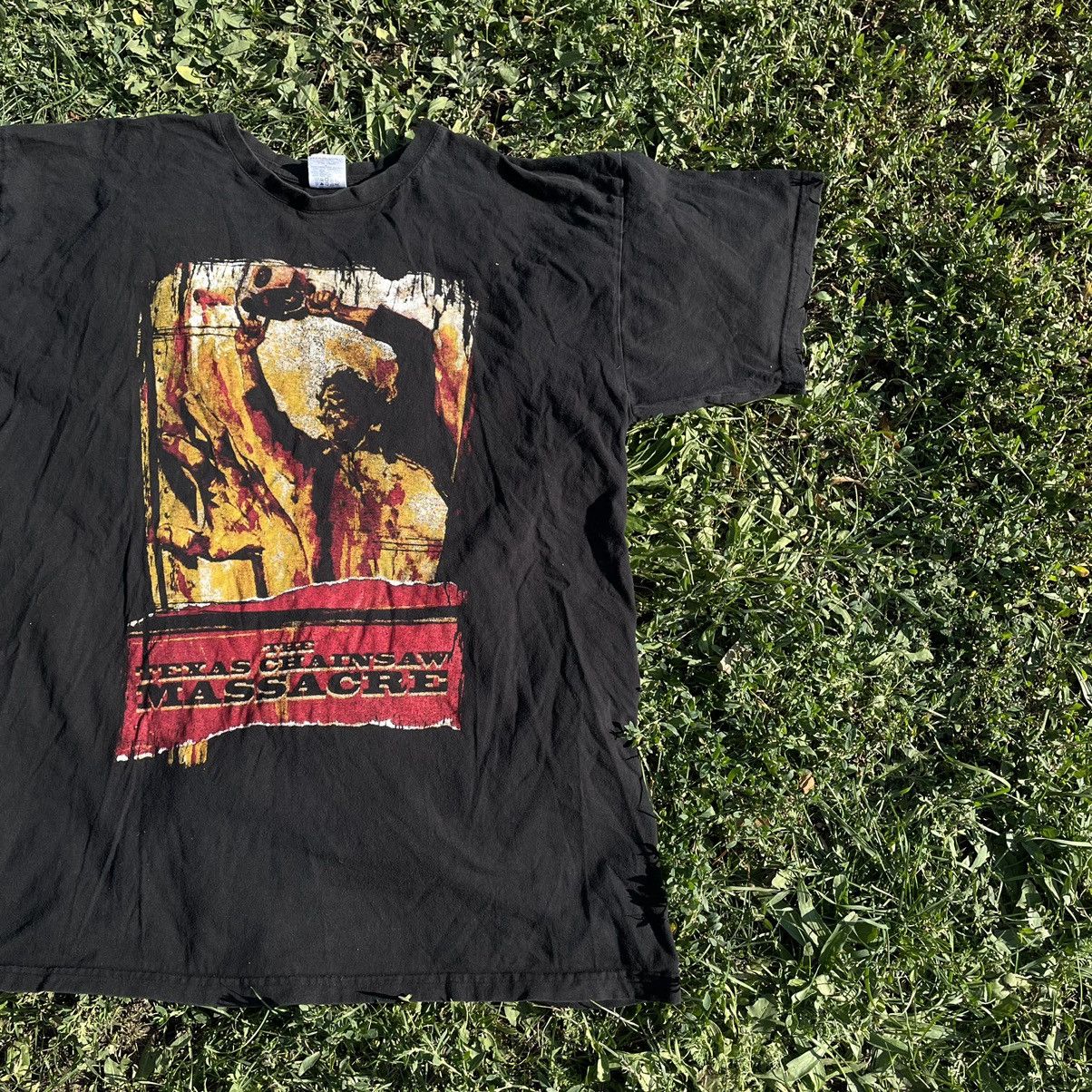 Band Tees Vintage 90s Texas Chainsaw Dead Face Horror Print Tee Size US XL / EU 56 / 4 - 2 Thumbnail