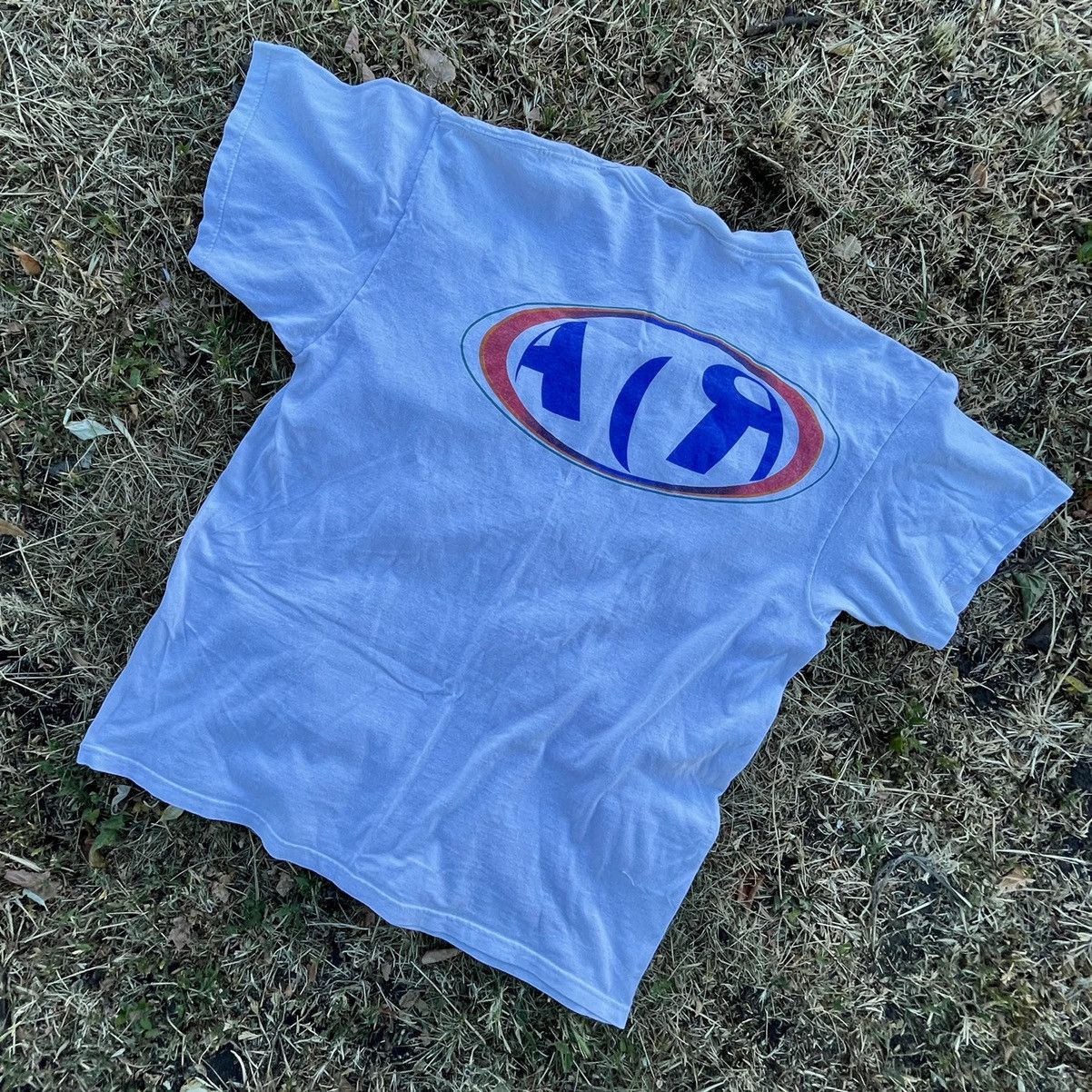 Vintage Vintage 90s Nike Swoosh Logo Tee Sun Faded Streetwear Boxy L Size US L / EU 52-54 / 3 - 8 Thumbnail
