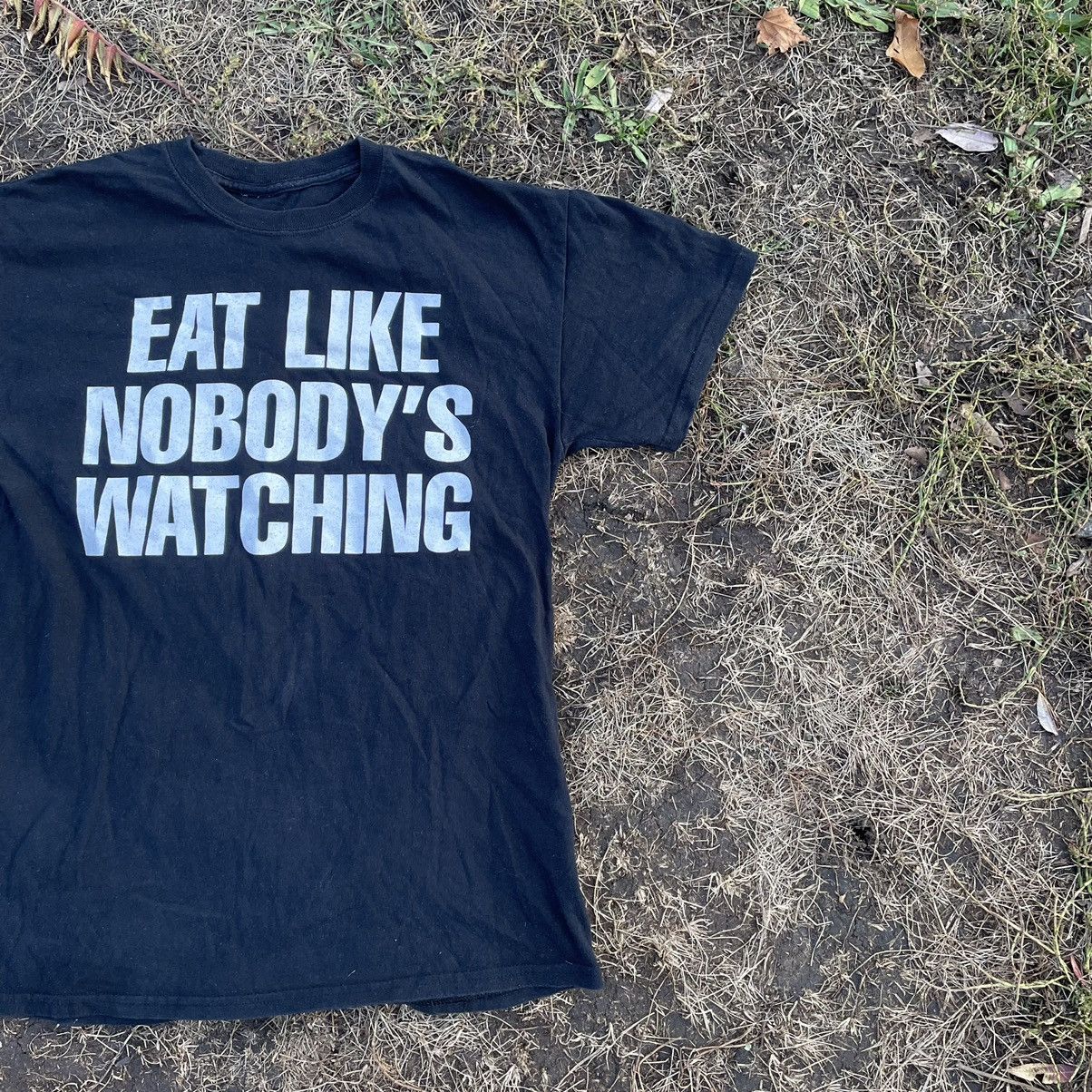 Vintage Vintage 90s Graphic Tee Eat Like Nobody Watching Skate M Size US M / EU 48-50 / 2 - 3 Thumbnail