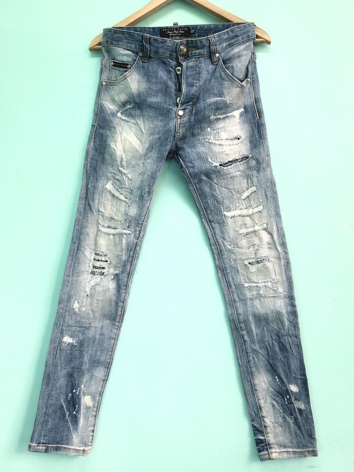 Philipp Plein PHILIPP PLEIN RIPPED DISTRESSED STRAIGHT CUT DENIM JEANS Size US 29 - 1 Thumbnail