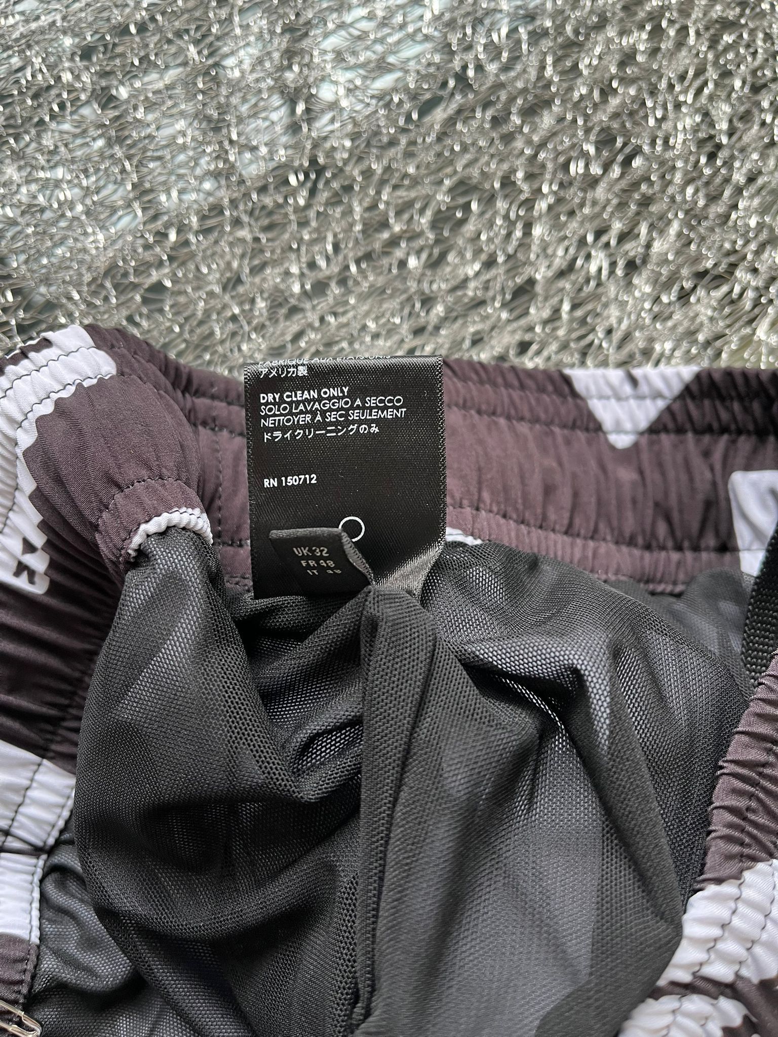 Amiri Card Trunks Shorts in Black Size US 30 / EU 46 - 13 Thumbnail