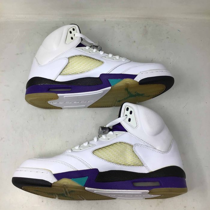 2006 grape outlet 5s