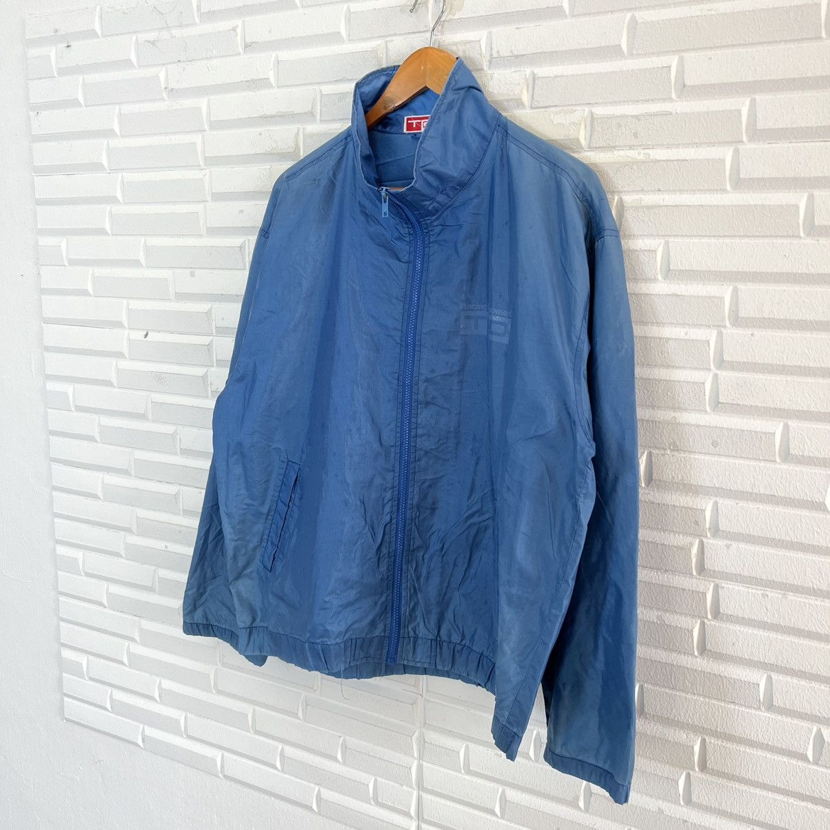 Japanese Brand VINTAGE TOYOTA RACING DEVELOPMENT TRD BIG LOGO LIGHT JACKET Size US L / EU 52-54 / 3 - 3 Thumbnail