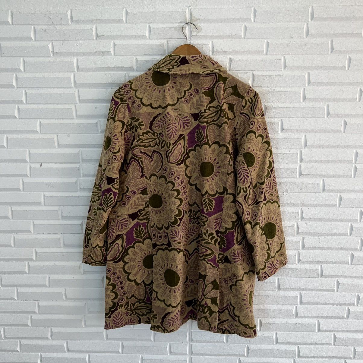 Hysteric Glamour VINTAGE ANIMA FULL PRINT FLOWER NAVAJO DESIGN JACKET Size US L / EU 52-54 / 3 - 8 Thumbnail