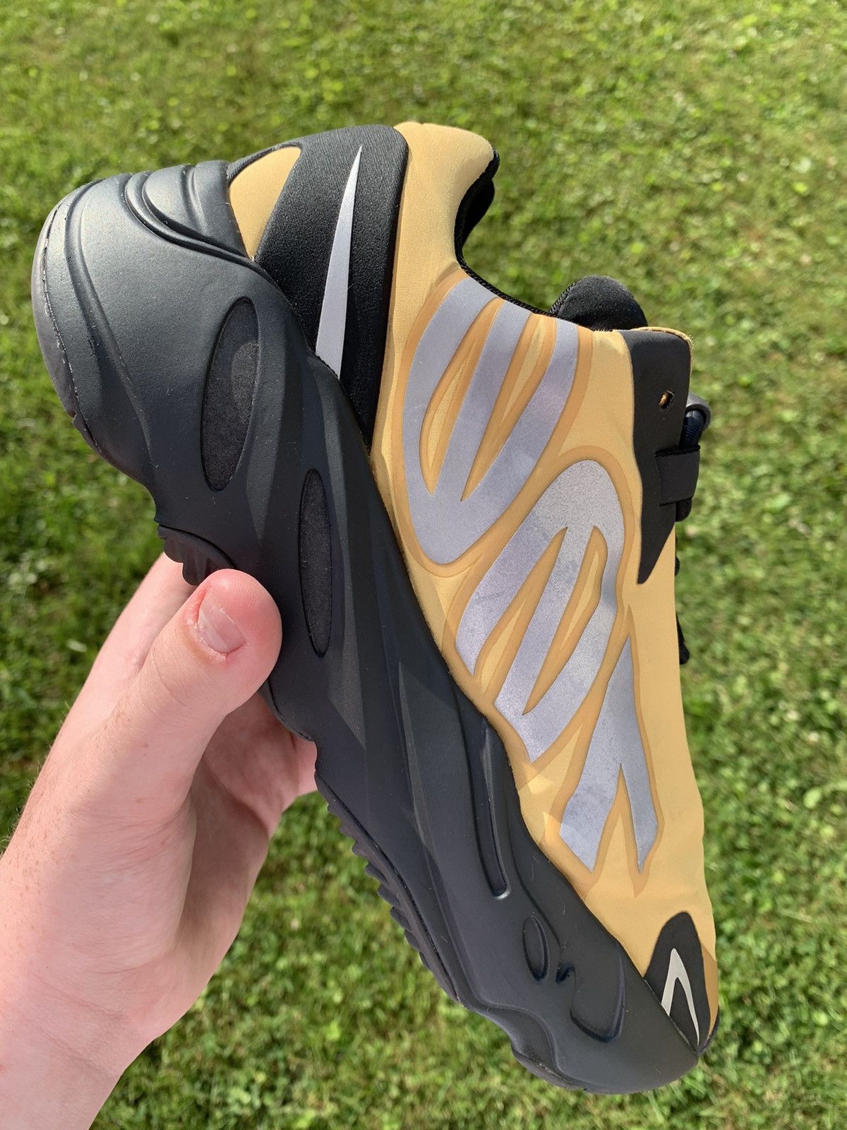 Adidas Yeezy Boost 700 MNVN Honey Flux Size 8.5 Size US 8.5 / EU 41-42 - 1 Thumbnail