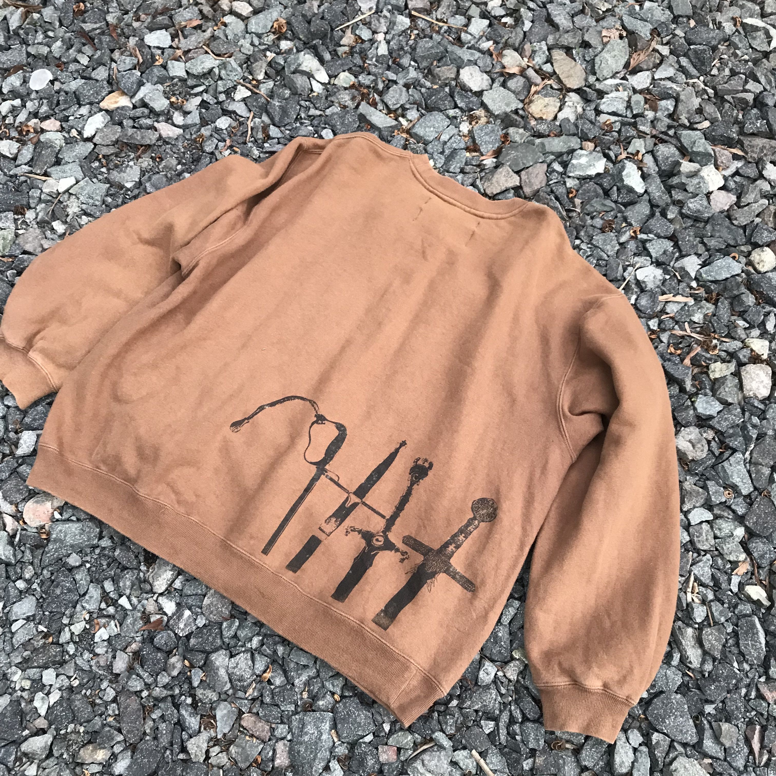 Number (N)ine × Takahiromiyashita The Soloist. Vintage NUMBERNINE FOUR SWORDS FADED BROWN JUMPER Size US XL / EU 56 / 4 - 7 Thumbnail