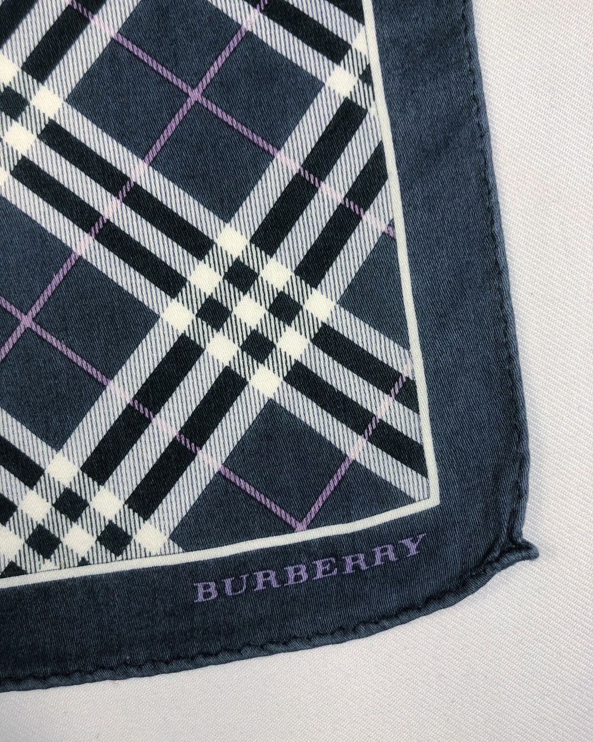 Burberry Rare Burberry Nova Check Bandana Handkerchief Size ONE SIZE - 3 Thumbnail
