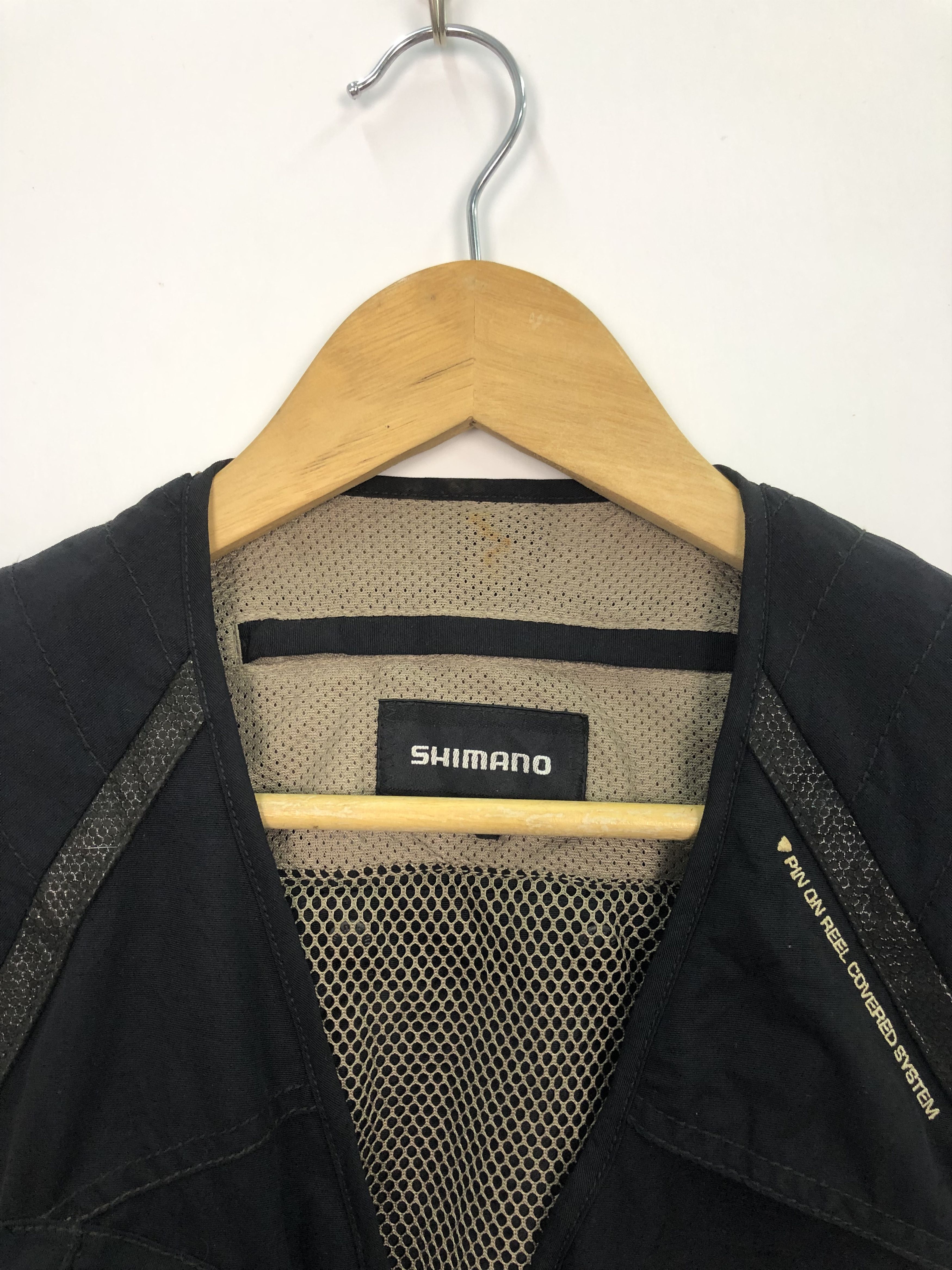 Japanese Brand Shimano Tactical vest Fishing Vest Wear J0189 Size 40L - 2 Thumbnail