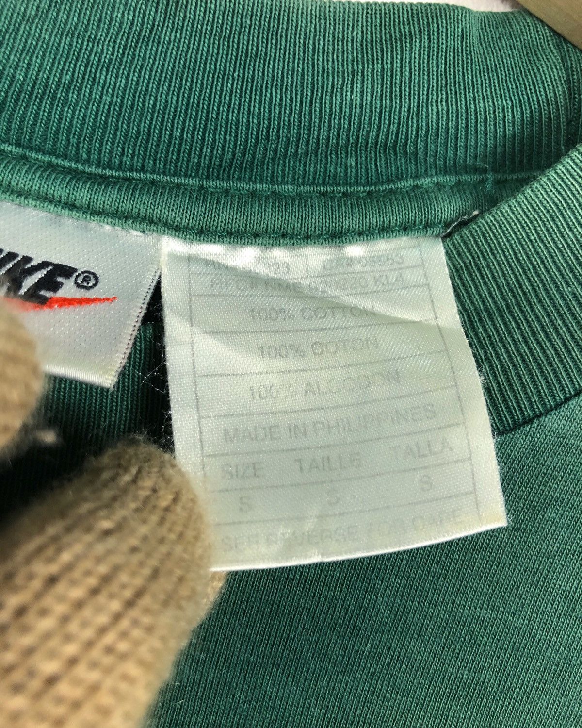 Nike Rare Vintage Nike Big Logo Tee Size US S / EU 44-46 / 1 - 9 Thumbnail