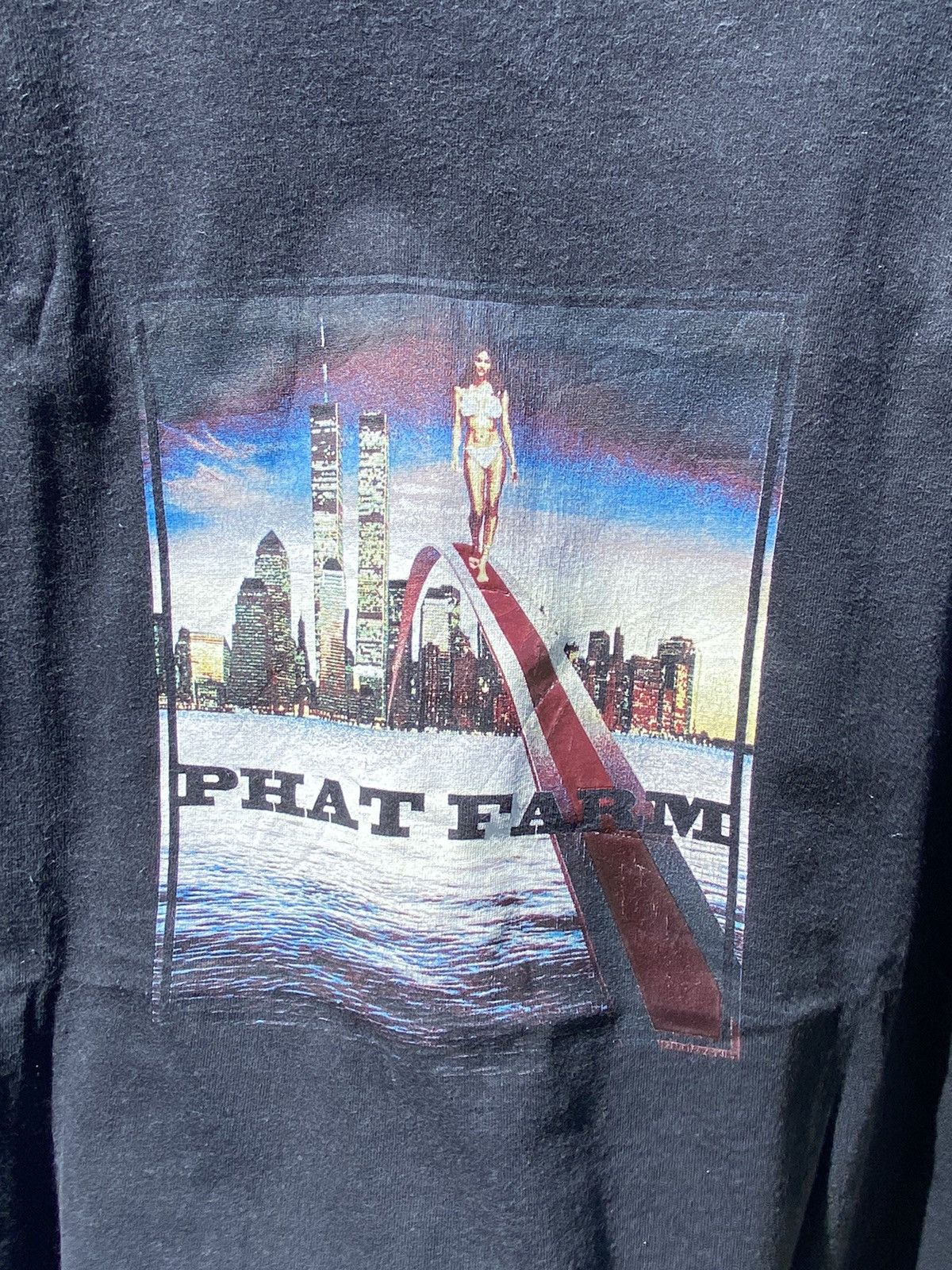 Phat Farm Vintage Phat Farm Twin Towers World Trade Center T-shirt Size US L / EU 52-54 / 3 - 2 Thumbnail