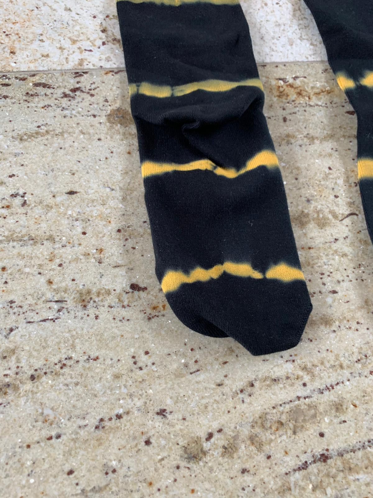 Acne Studios Nasaya S Dye in Black / Black Yellow Size ONE SIZE - 2 Thumbnail