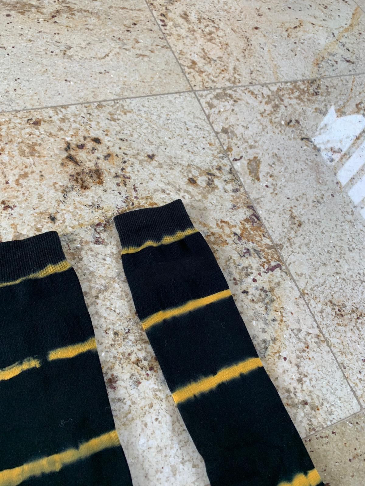Acne Studios Nasaya S Dye in Black / Black Yellow Size ONE SIZE - 6 Thumbnail