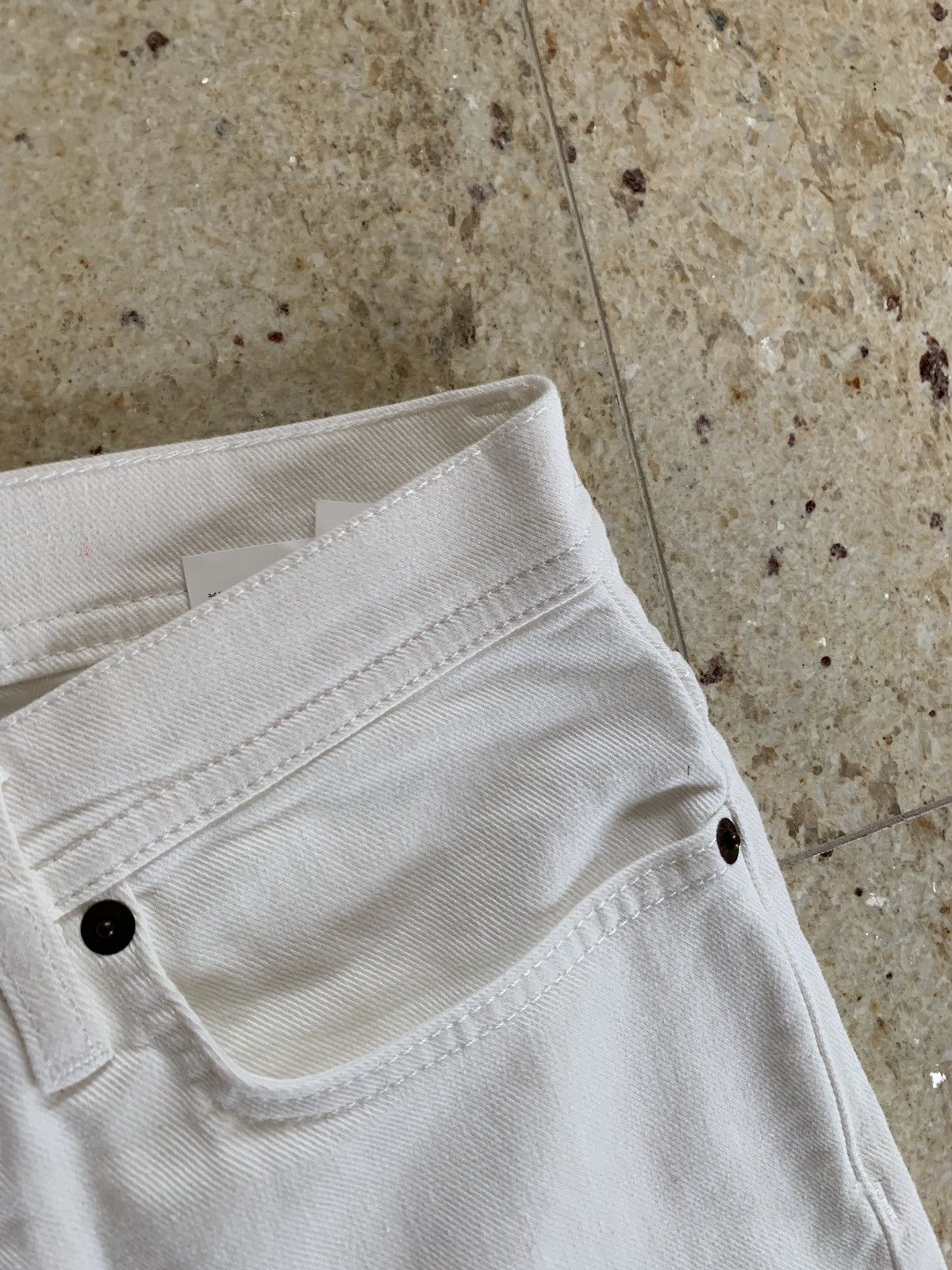 Acne Studios 29 x 34 River Denim in White Size US 29 - 9 Thumbnail