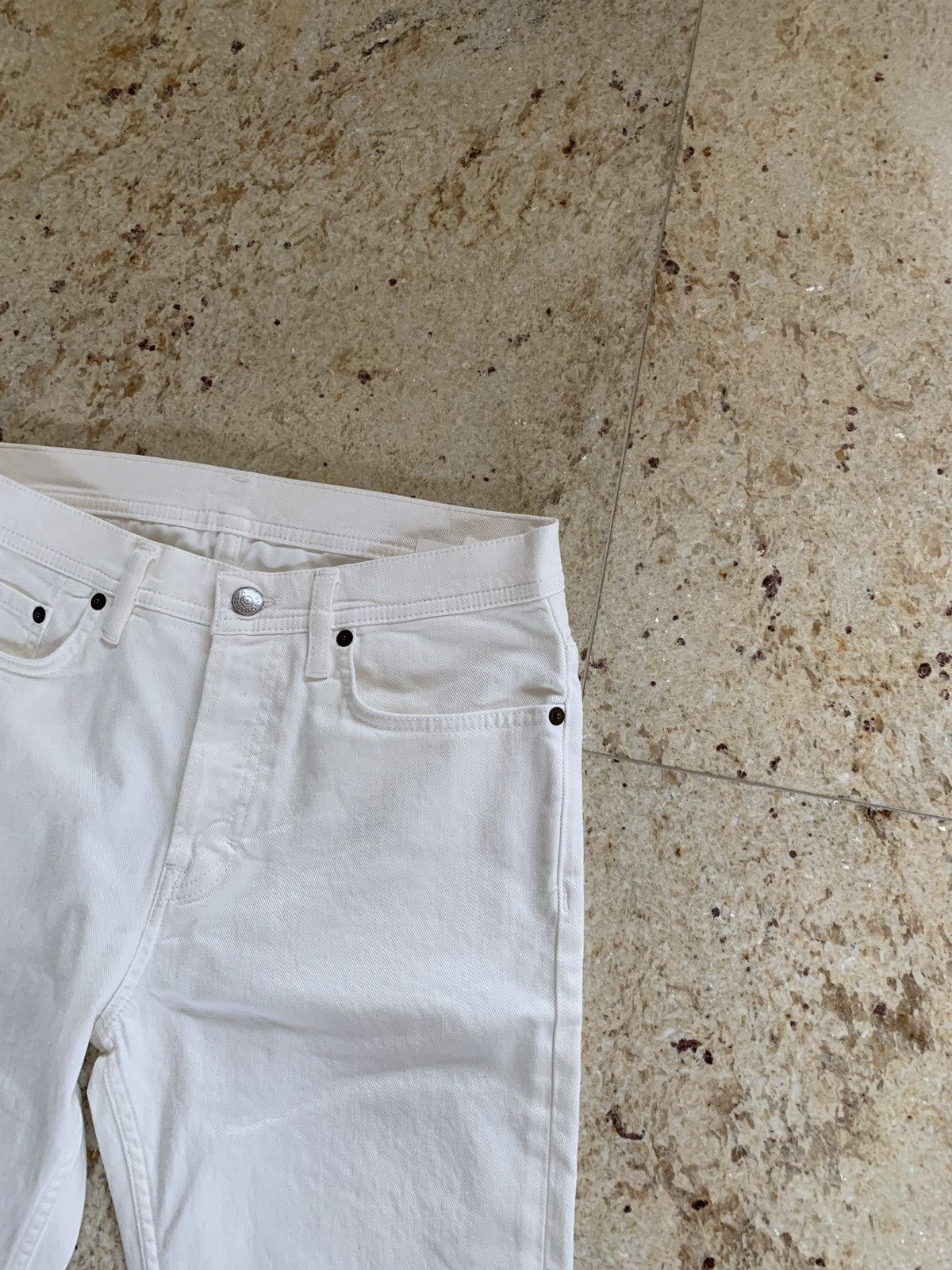 Acne Studios 29 x 34 River Denim in White Size US 29 - 6 Thumbnail