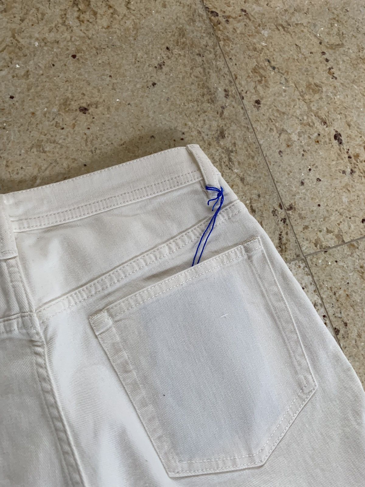Acne Studios 29 x 34 River Denim in White Size US 29 - 13 Thumbnail