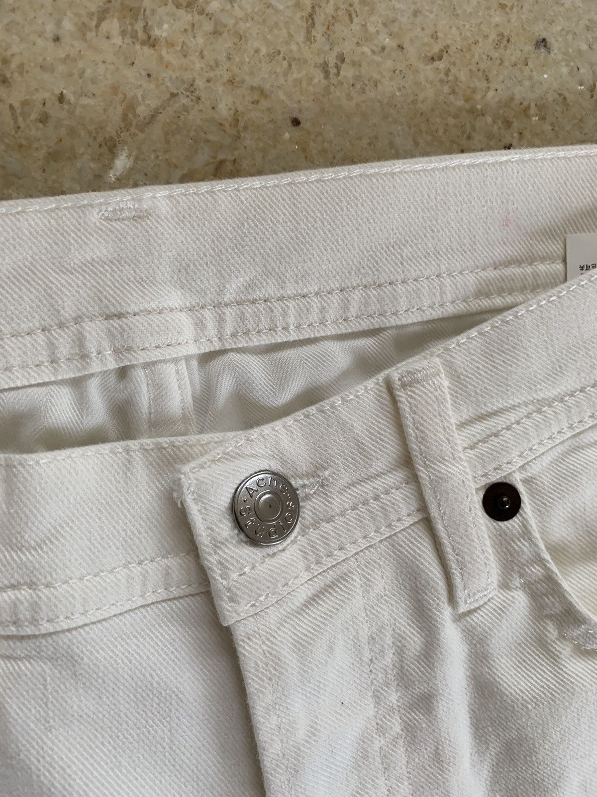 Acne Studios 29 x 34 River Denim in White Size US 29 - 5 Thumbnail