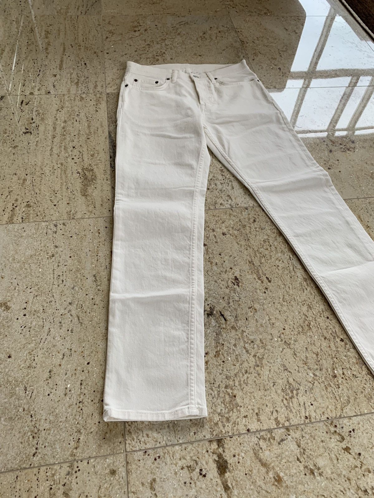 Acne Studios 29 x 34 River Denim in White Size US 29 - 3 Thumbnail