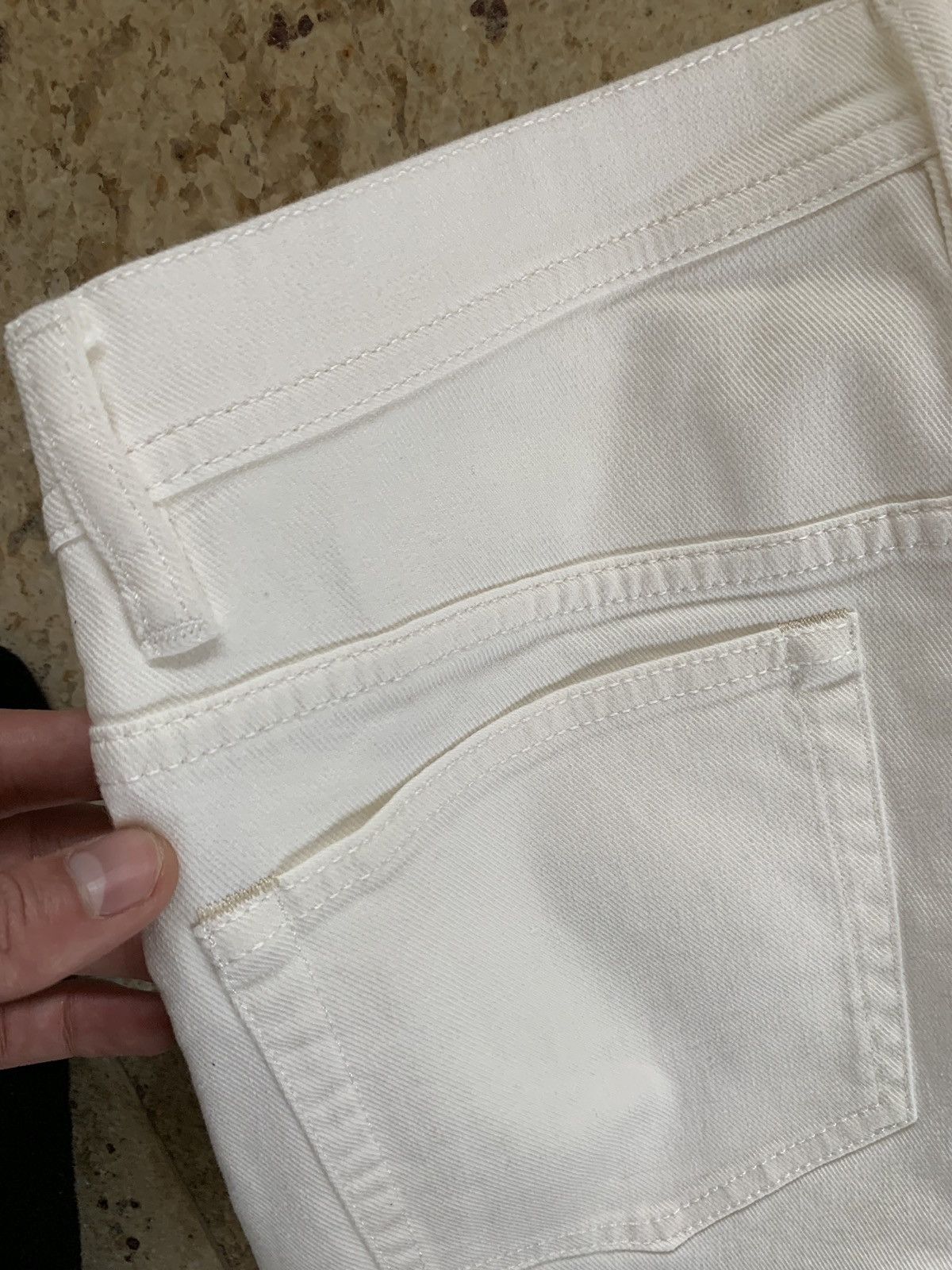 Acne Studios 29 x 34 River Denim in White Size US 29 - 19 Thumbnail