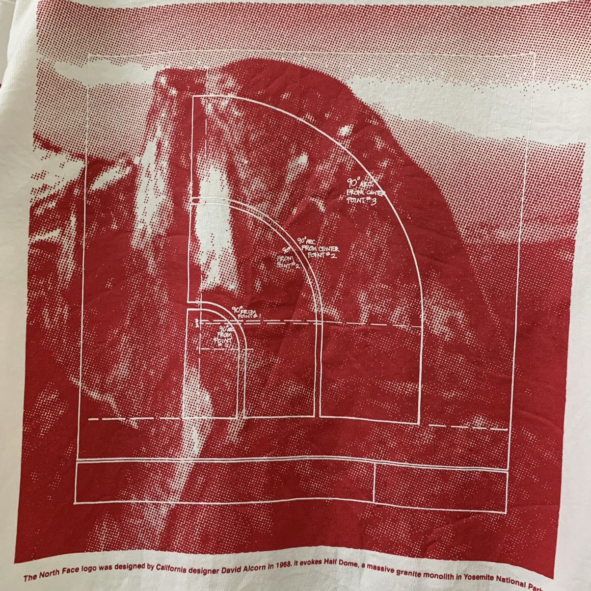 The North Face THE NORTH FACE BEAUTIFUL BACK PRINT Size US M / EU 48-50 / 2 - 4 Thumbnail