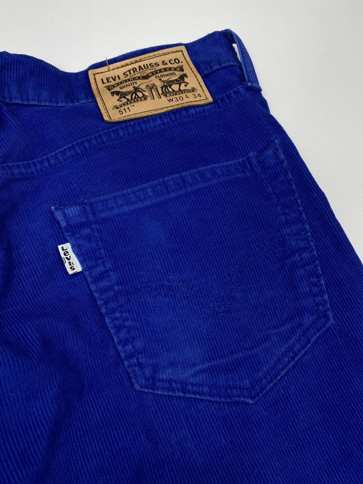 Levi's 🔥LASTDROP🔥 511 Corduroy Electric Blue Velvet Casual Pants Size US 30 / EU 46 - 16 Thumbnail