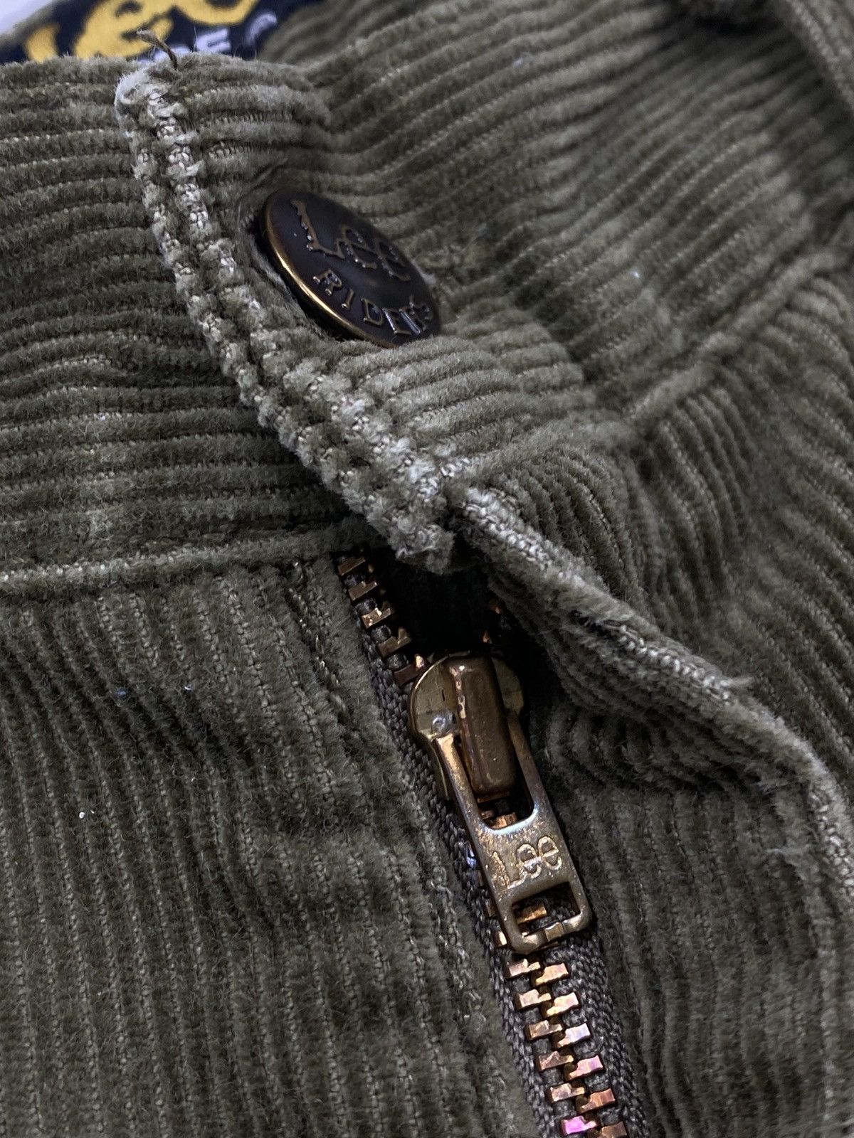 Lee 🔥LASTDROP🔥 80s 90s Lee Riders Corduroy Olive Velvet Chino Size US 31 - 10 Thumbnail