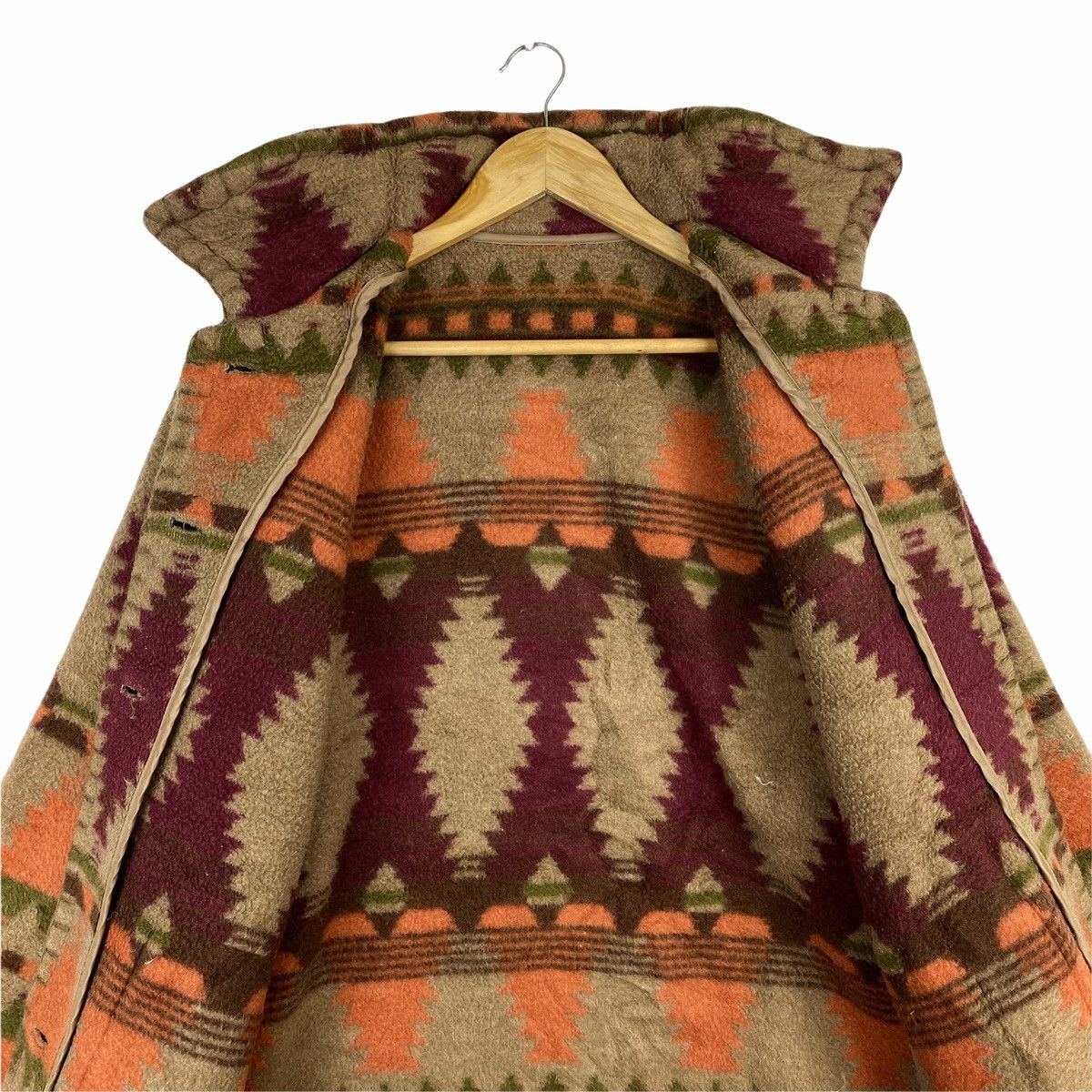 Japanese Brand × Vintage VINTAGE NAVAJO NATIVE DESIGN TOGGLE BUTTON WOOL JACKET Size US L / EU 52-54 / 3 - 6 Thumbnail