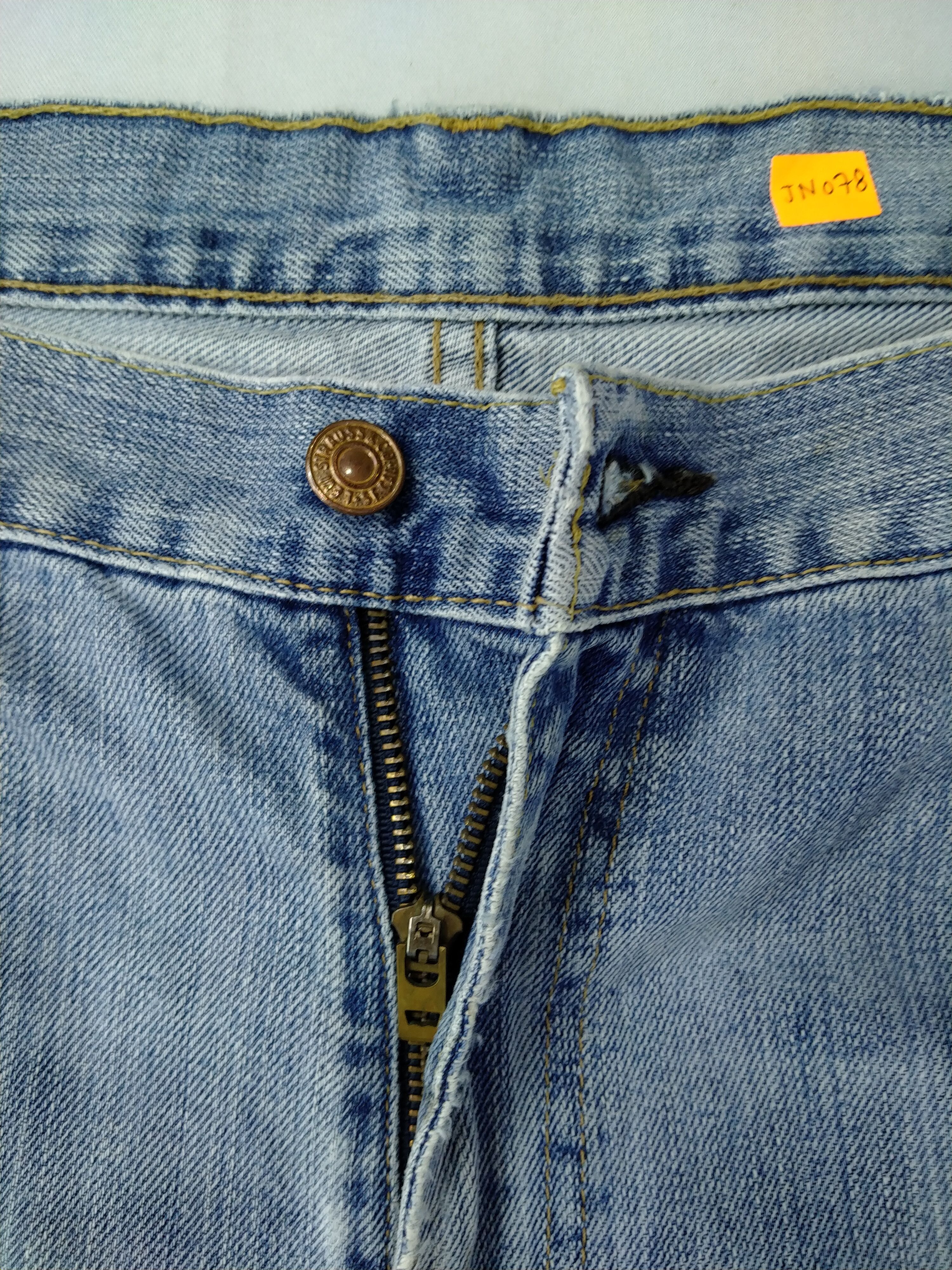 Levi's Vintage Levi's Light Wash Denim 39 x 31 -JN078 Size US 39 - 7 Thumbnail
