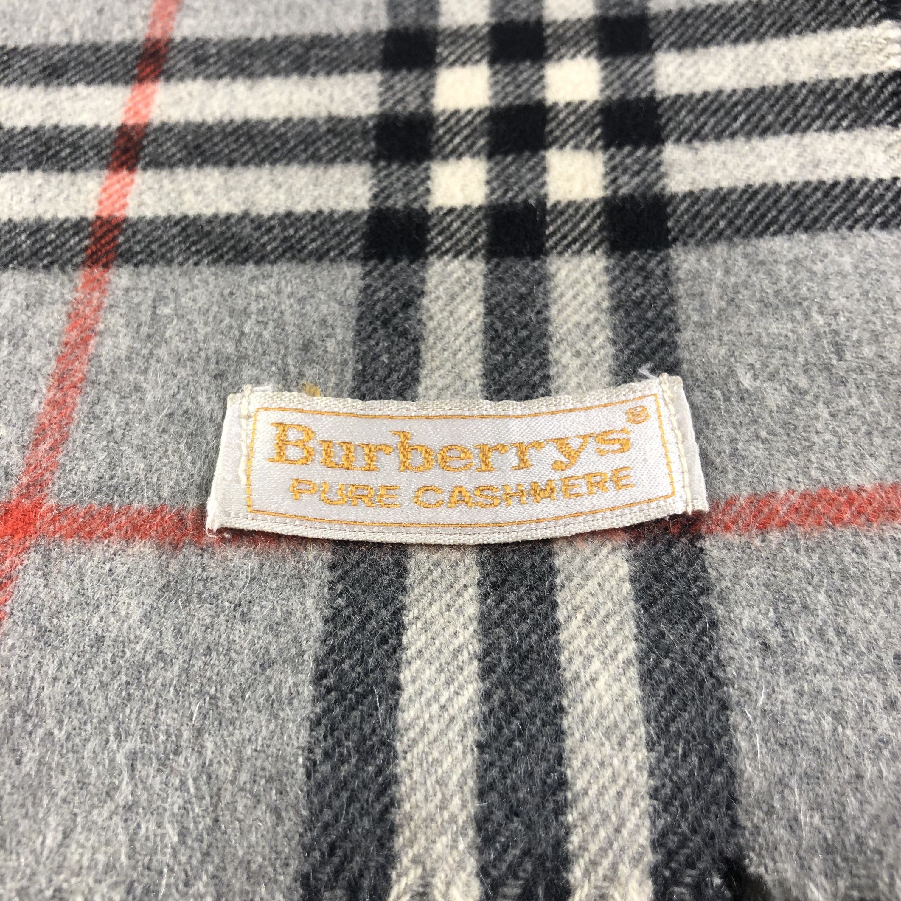 Burberry Burberrys Nova Check Cashmere Scarf Muffler V1178 Size ONE SIZE - 4 Thumbnail