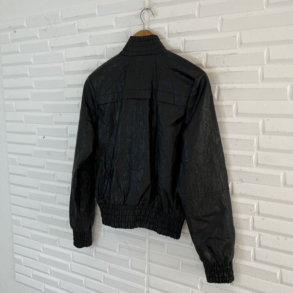 Japanese Brand VINTAGE ZARA BASIC BIKER PARACHUTE LEATHER JACKET Size US M / EU 48-50 / 2 - 8 Thumbnail