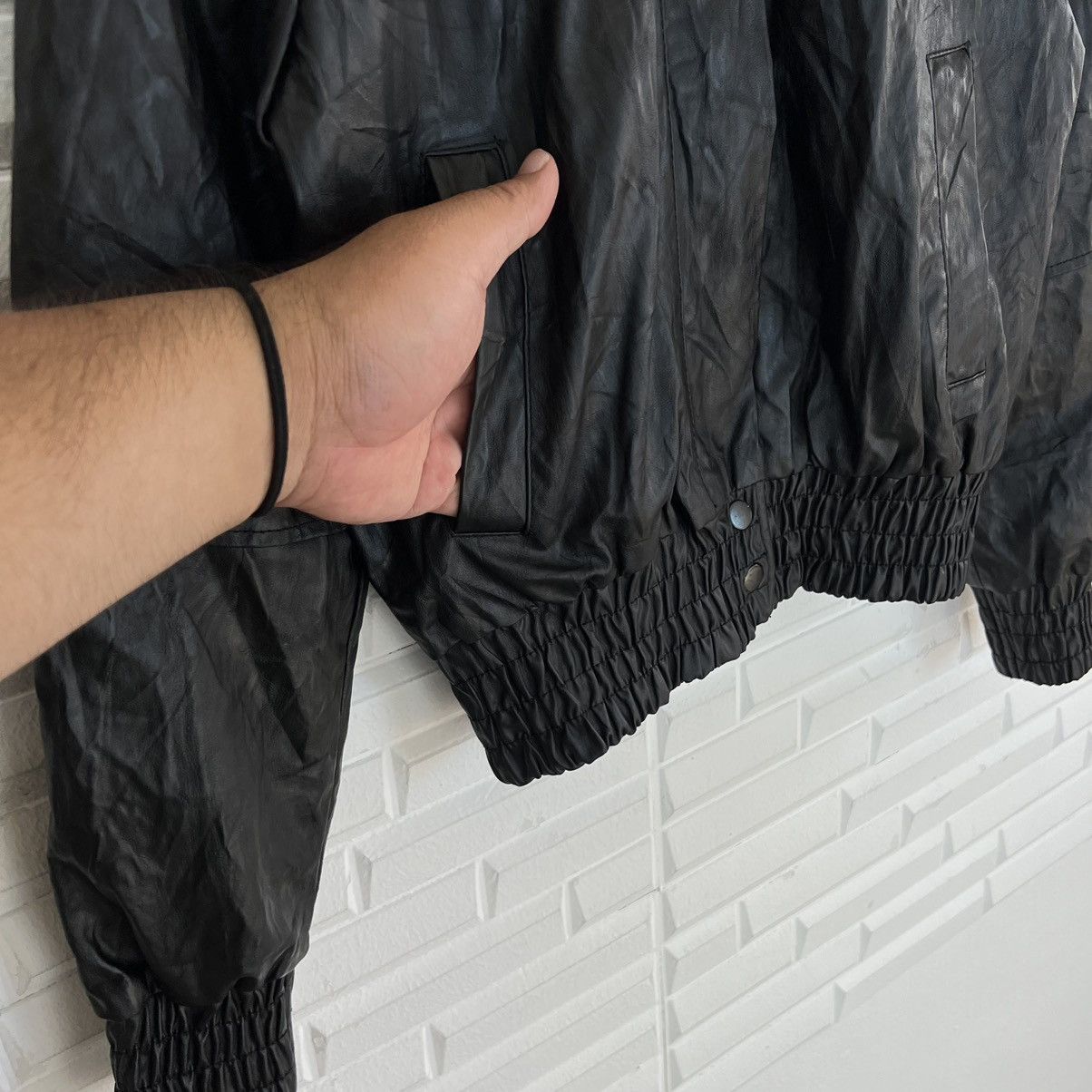 Japanese Brand VINTAGE ZARA BASIC BIKER PARACHUTE LEATHER JACKET Size US M / EU 48-50 / 2 - 5 Thumbnail