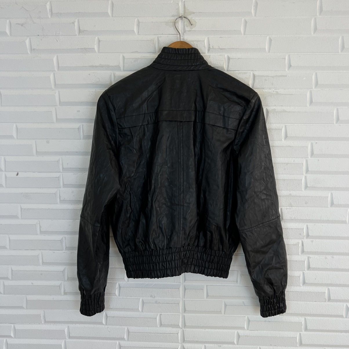 Japanese Brand VINTAGE ZARA BASIC BIKER PARACHUTE LEATHER JACKET Size US M / EU 48-50 / 2 - 7 Thumbnail