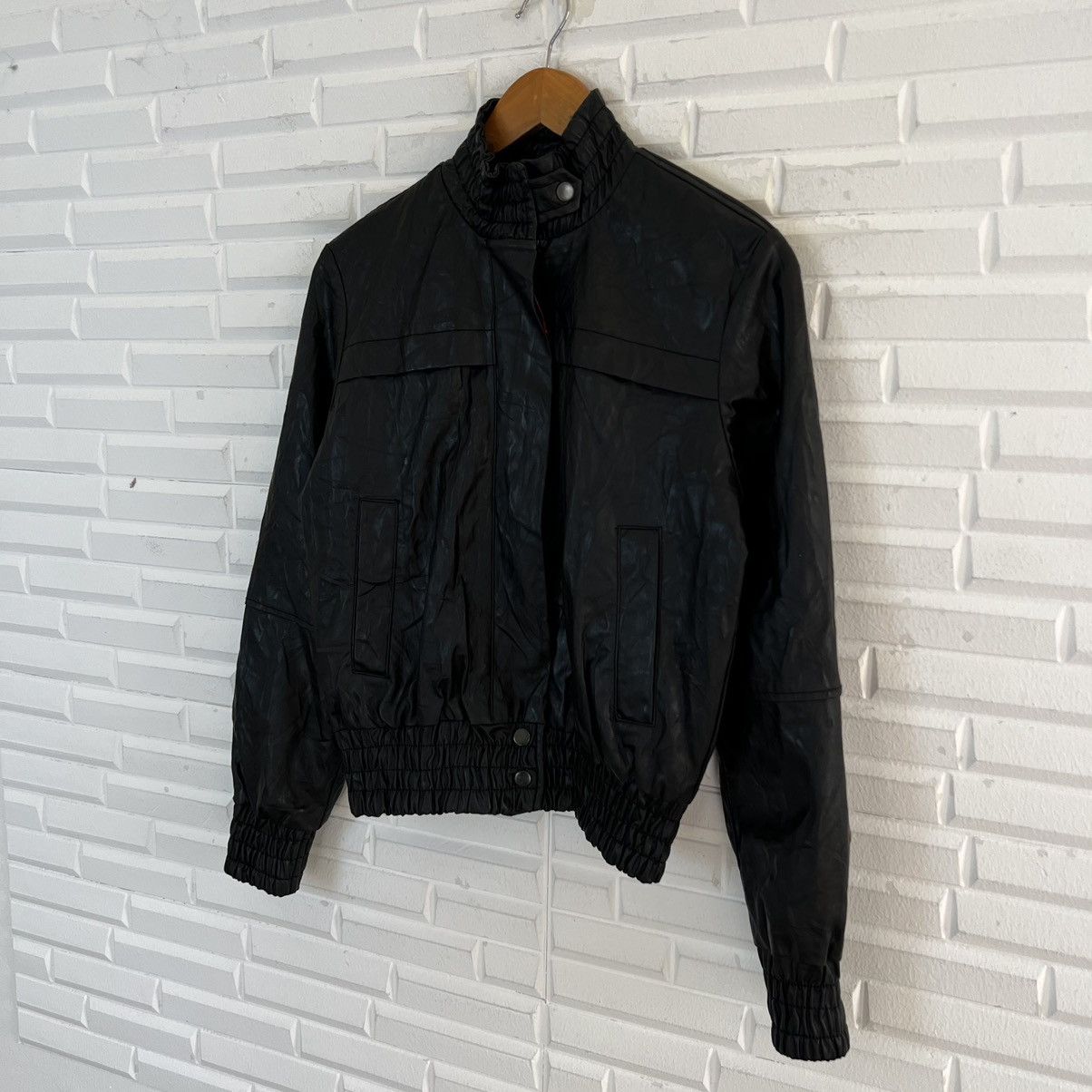 Japanese Brand VINTAGE ZARA BASIC BIKER PARACHUTE LEATHER JACKET Size US M / EU 48-50 / 2 - 2 Thumbnail