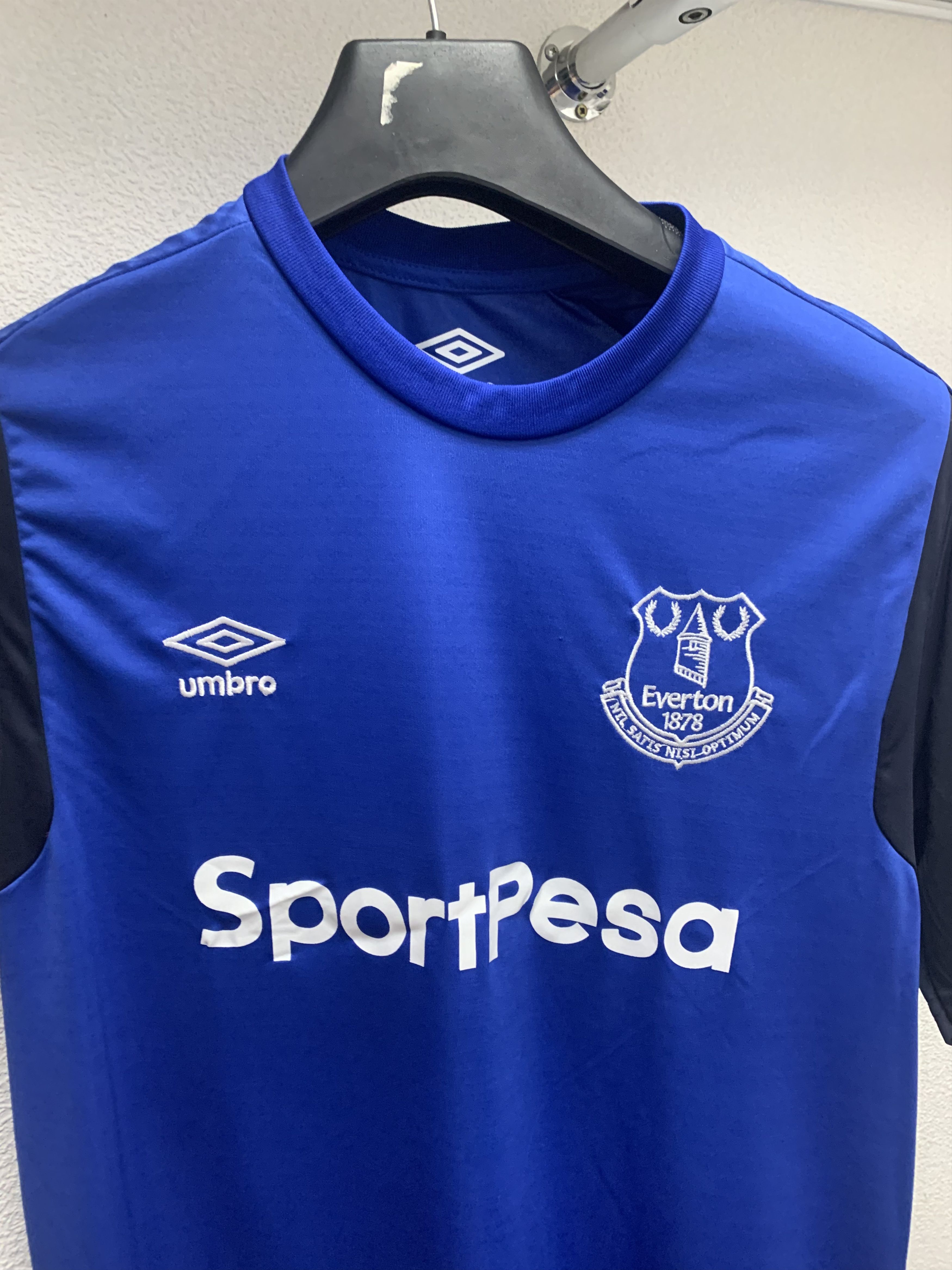 Umbro Rooney 10 Everton umbro soccer jersey L Size US L / EU 52-54 / 3 - 5 Thumbnail