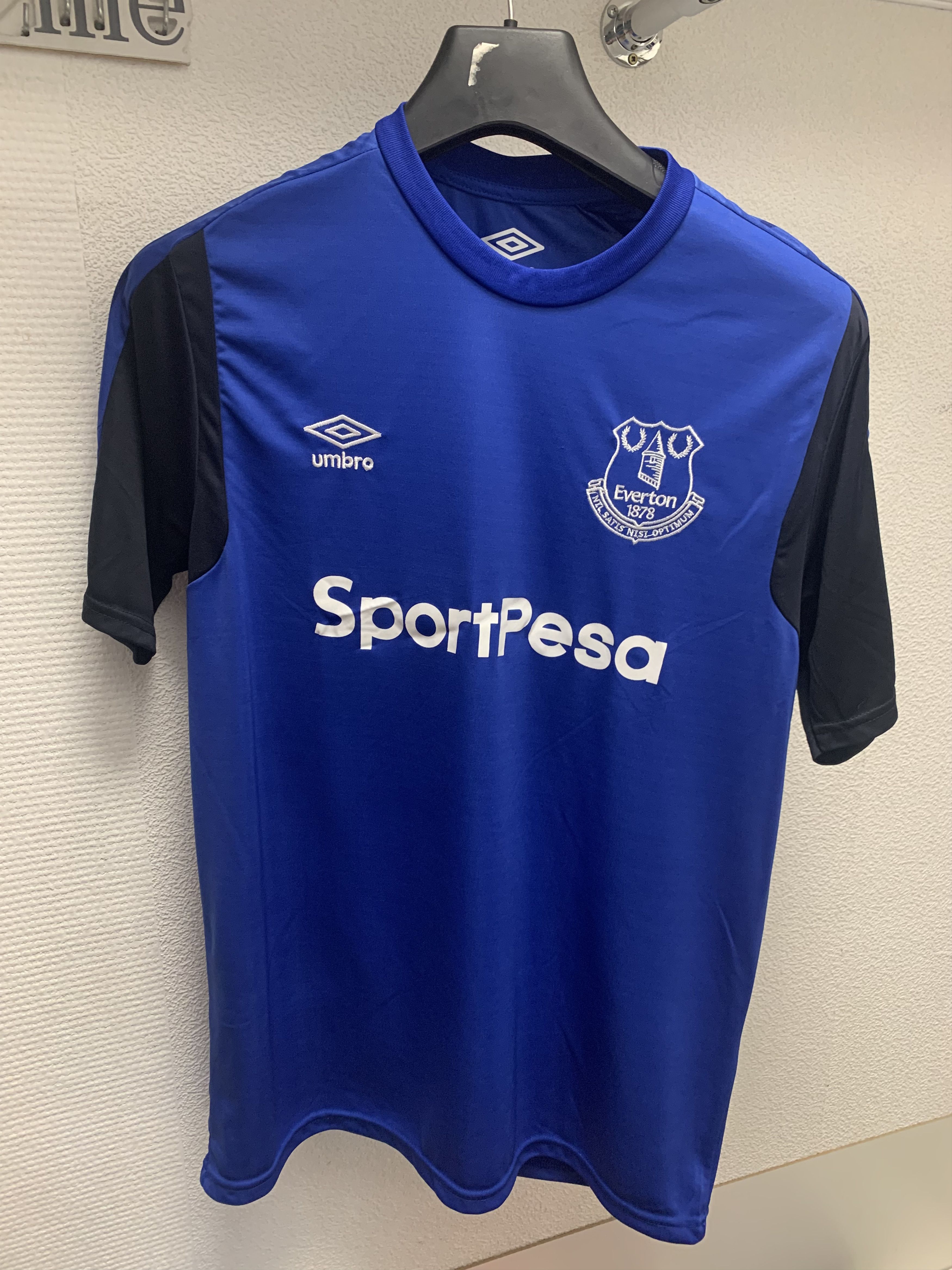 Umbro Rooney 10 Everton umbro soccer jersey L Size US L / EU 52-54 / 3 - 2 Thumbnail