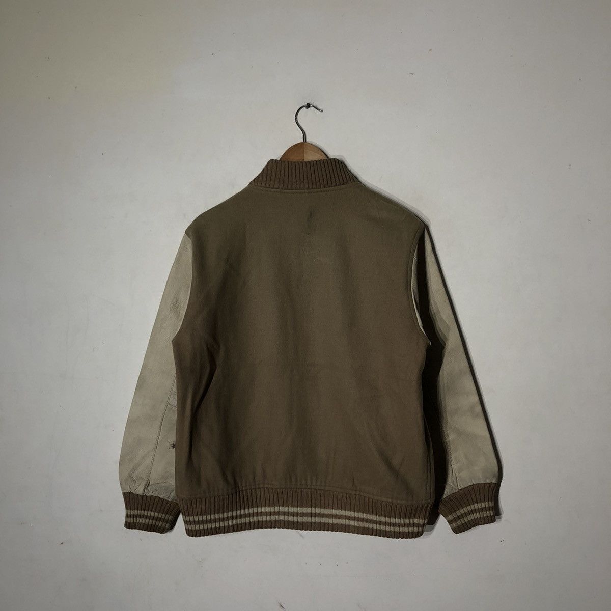 Hang Ten Vintage Leather Varsity Jacket Hang Ten Sports Wear Size US M / EU 48-50 / 2 - 6 Thumbnail