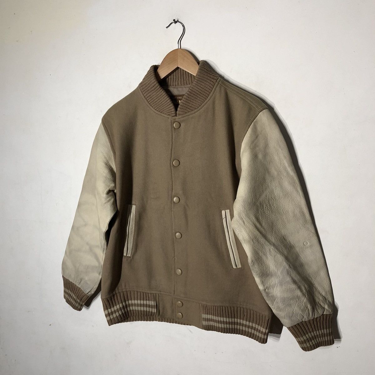 Hang Ten Vintage Leather Varsity Jacket Hang Ten Sports Wear Size US M / EU 48-50 / 2 - 2 Thumbnail