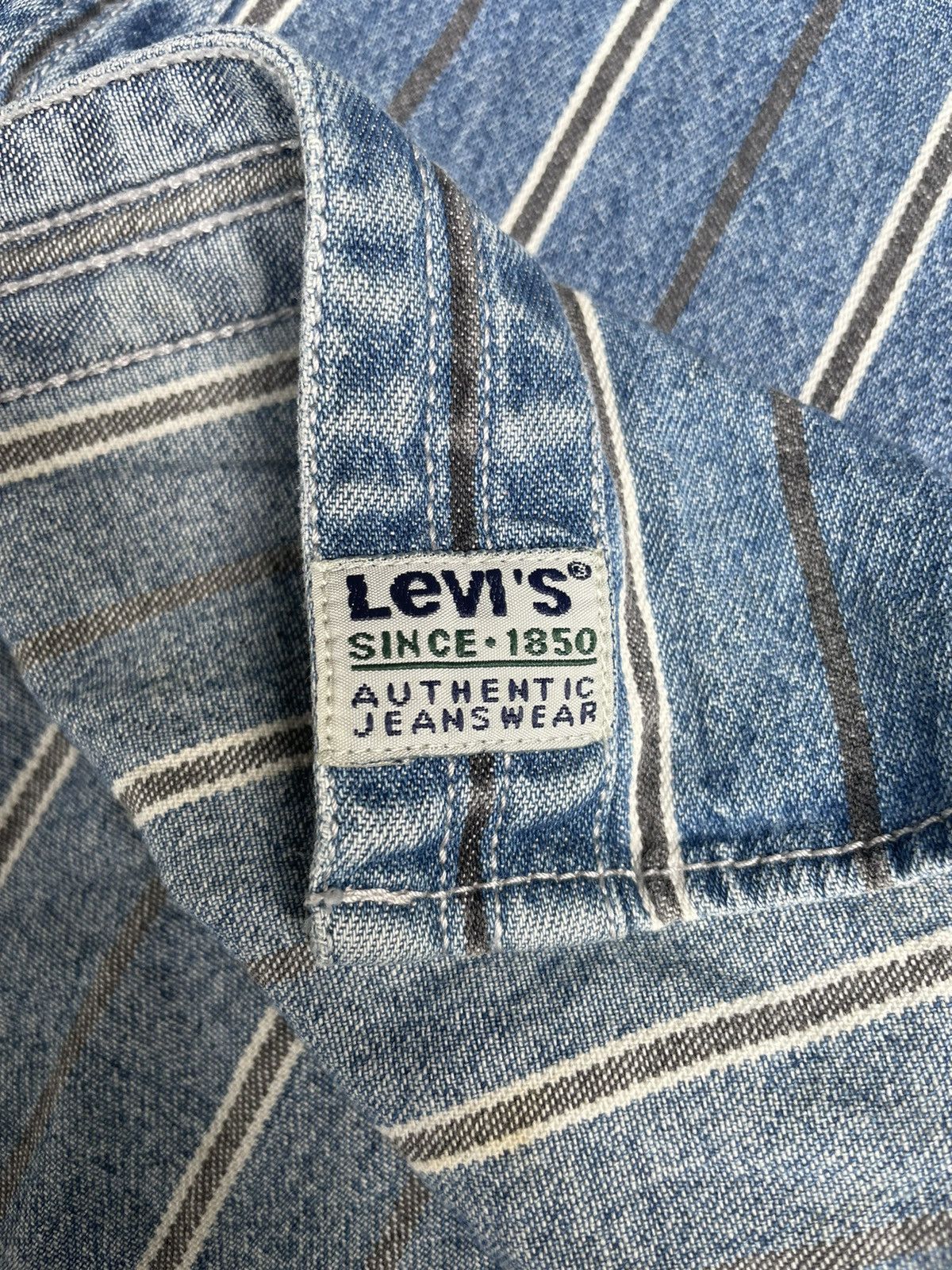 Levi's Vintage Levis Blue Tag Denim Shirt Size US L / EU 52-54 / 3 - 12 Thumbnail