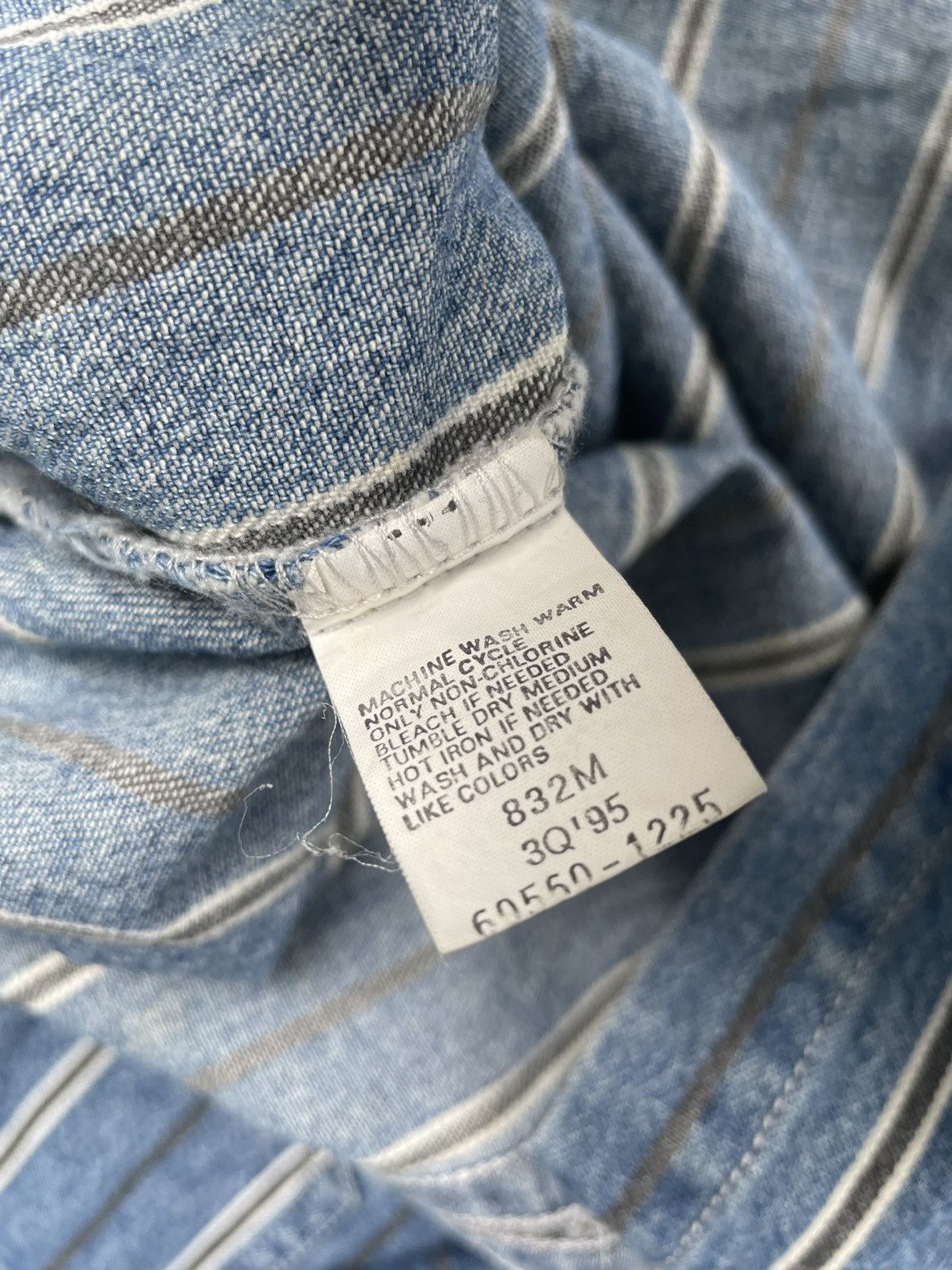 Levi's Vintage Levis Blue Tag Denim Shirt Size US L / EU 52-54 / 3 - 10 Thumbnail