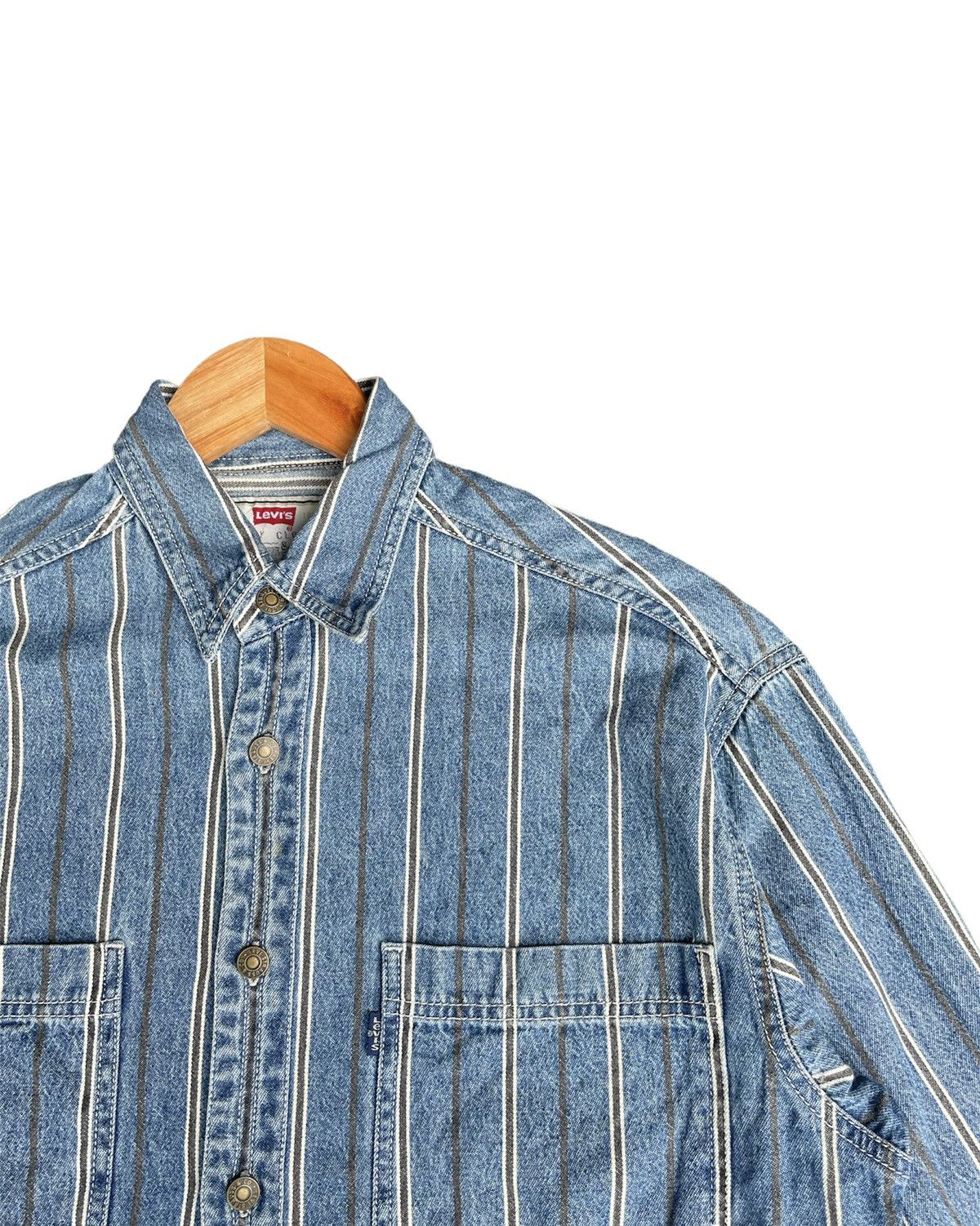 Levi's Vintage Levis Blue Tag Denim Shirt Size US L / EU 52-54 / 3 - 8 Thumbnail
