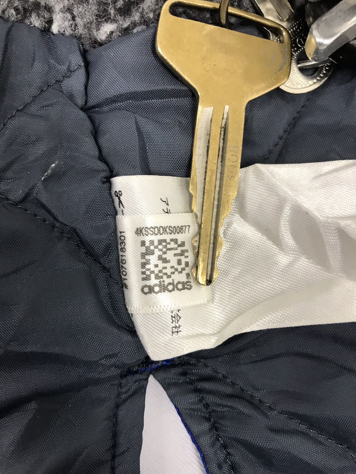 Adidas Adidas Parka Sherpa Inner Jacket Hoodie Big Logo Size M / US 6-8 / IT 42-44 - 11 Thumbnail
