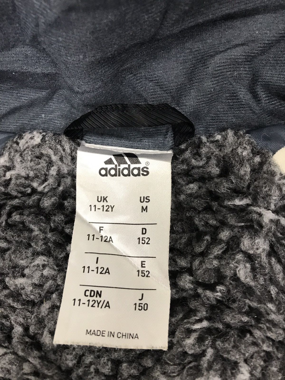 Adidas Adidas Parka Sherpa Inner Jacket Hoodie Big Logo Size M / US 6-8 / IT 42-44 - 8 Thumbnail