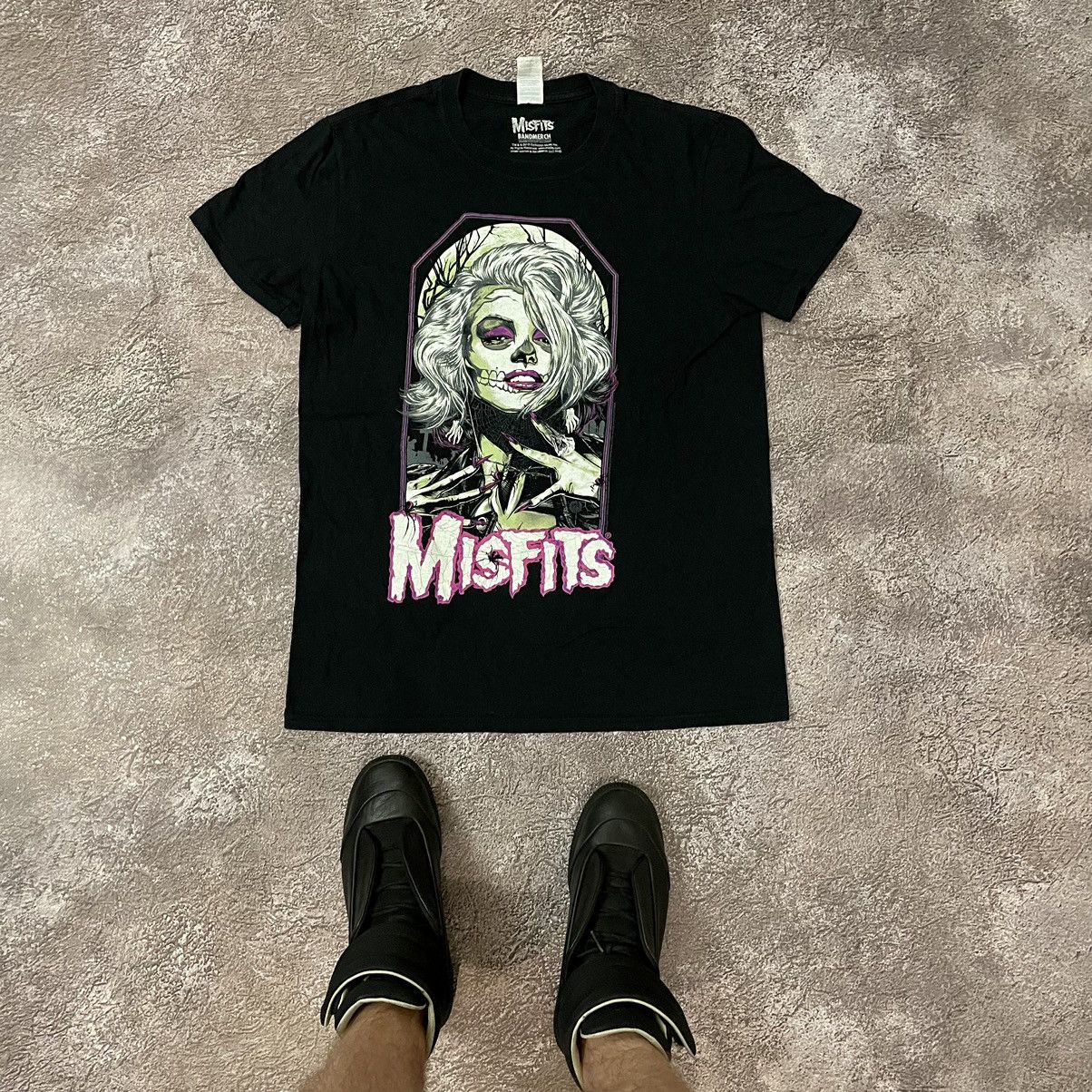 Vintage Y2K Misfits Graphic Tee Skulls Horror Punk Vintage Black M Size US M / EU 48-50 / 2 - 1 Thumbnail
