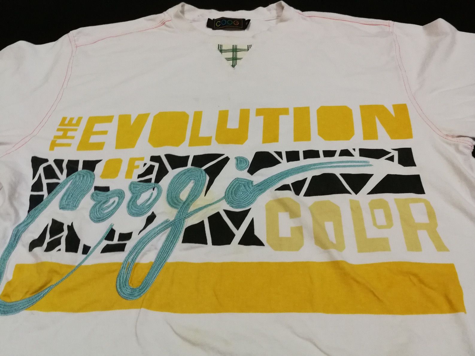 Coogi COOGI The Evolution of Color Nice Streetwear Since 1969 Size US XL / EU 56 / 4 - 2 Thumbnail