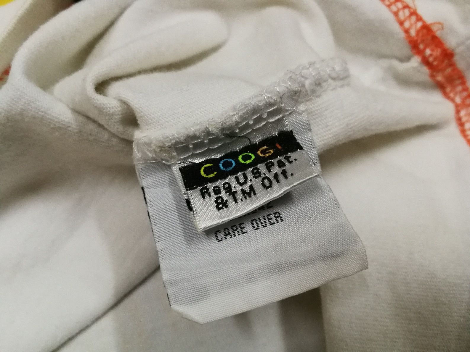 Coogi COOGI The Evolution of Color Nice Streetwear Since 1969 Size US XL / EU 56 / 4 - 9 Thumbnail