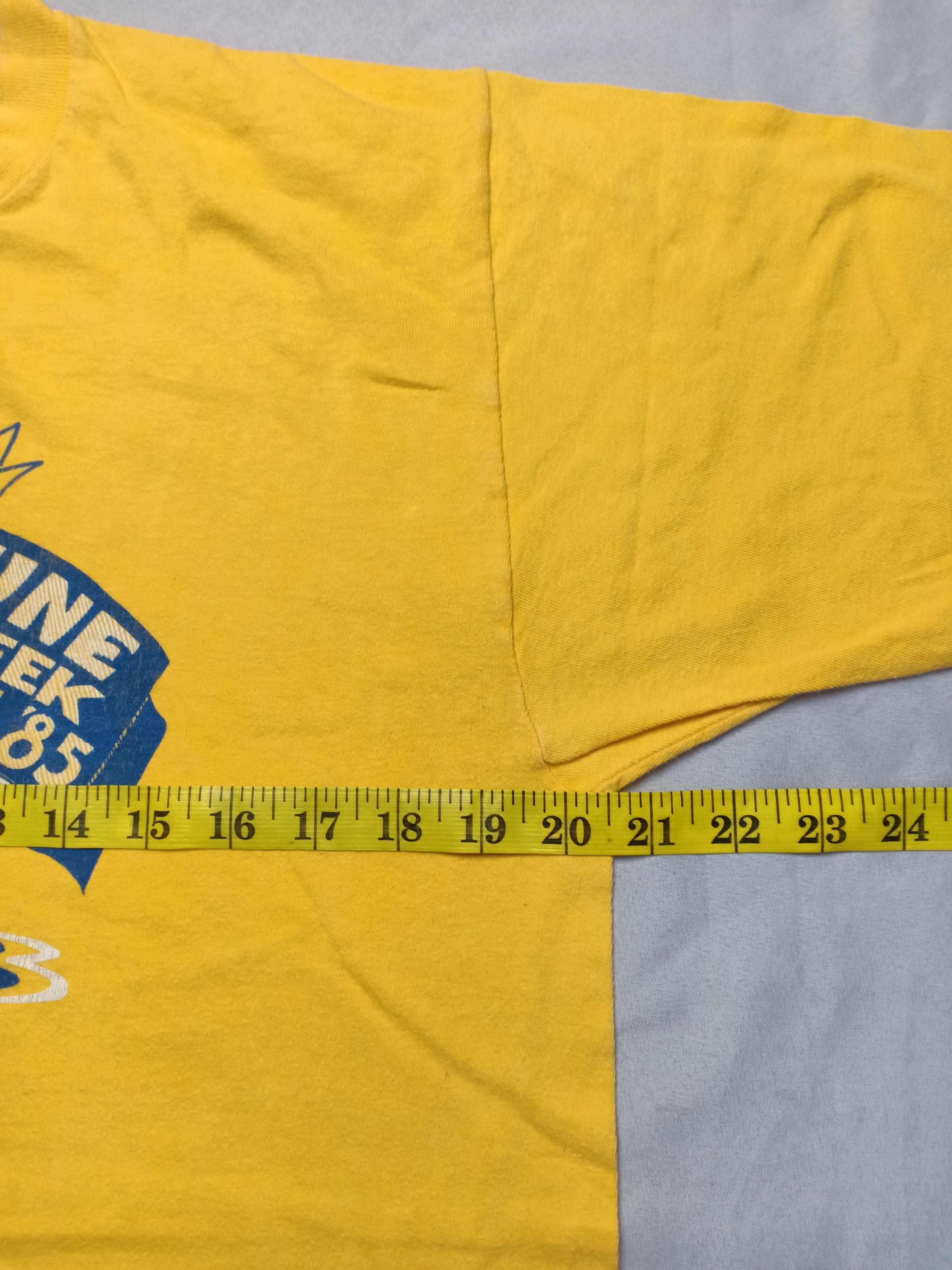 Vintage Vintage 80s Bantam June Week West Monterey Event Tee Size US M / EU 48-50 / 2 - 6 Thumbnail