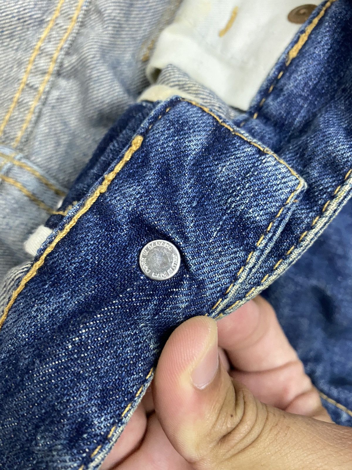 Dsquared2 DSQUARED2 DISTRESSED STYLE DENIM SLIM JEANS MADE IN ITALY Size US 35 - 11 Thumbnail